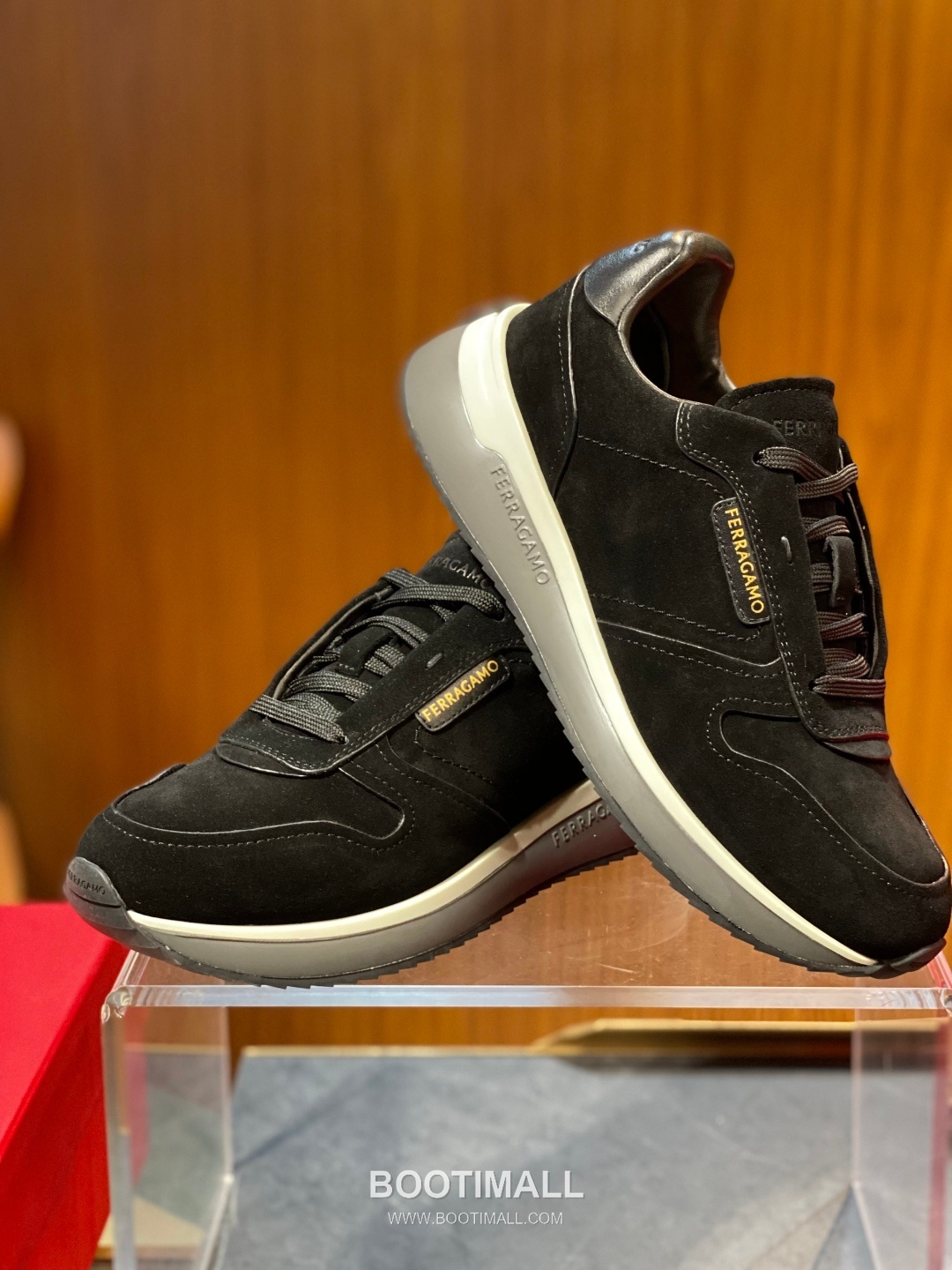 Ferragamo Calfskin Leather Low Sneakers with Rubber Logo Detail 페라가모 카프스킨 레더 로우 스니커즈 러버 로고 디테일 3cm 8