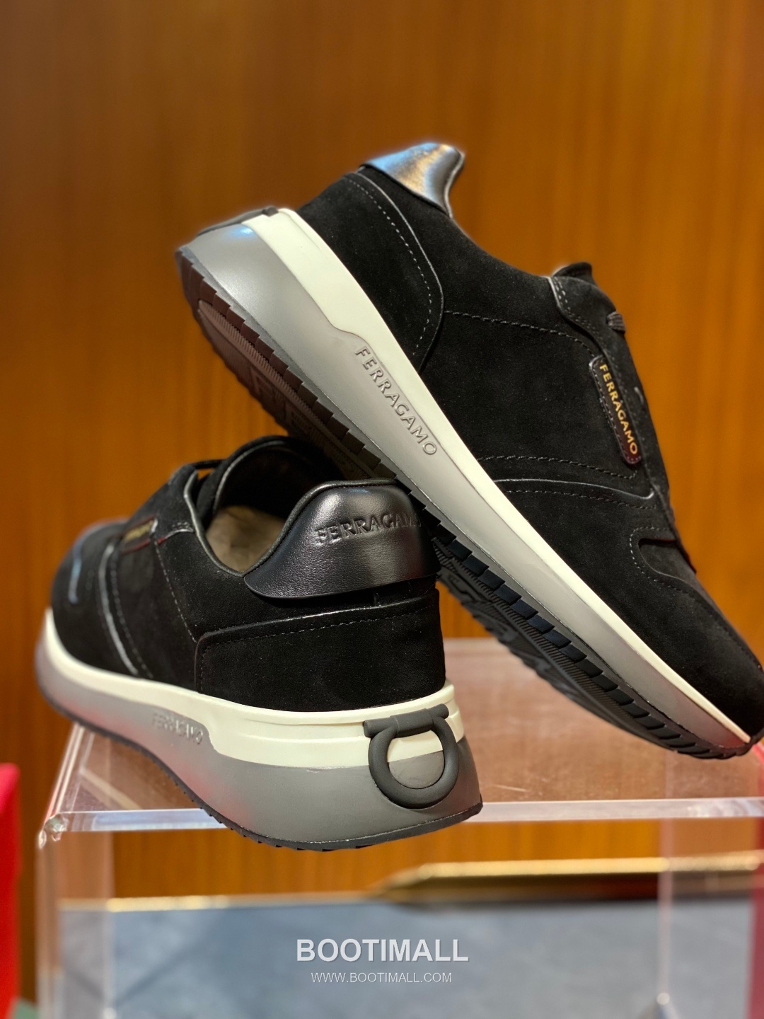 Ferragamo Calfskin Leather Low Sneakers with Rubber Logo Detail 페라가모 카프스킨 레더 로우 스니커즈 러버 로고 디테일 3cm 9