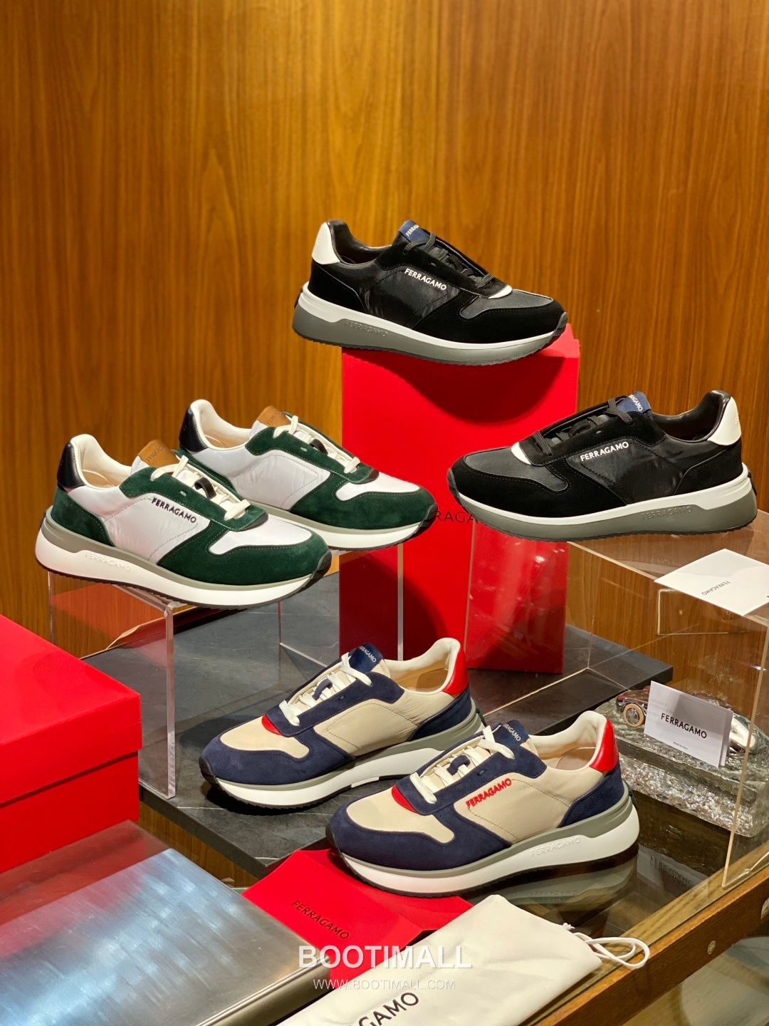 Ferragamo Calfskin Leather Low Sneakers with Rubber Logo Detail 페라가모 카프스킨 레더 로우 스니커즈 러버 로고 디테일 3cm 6