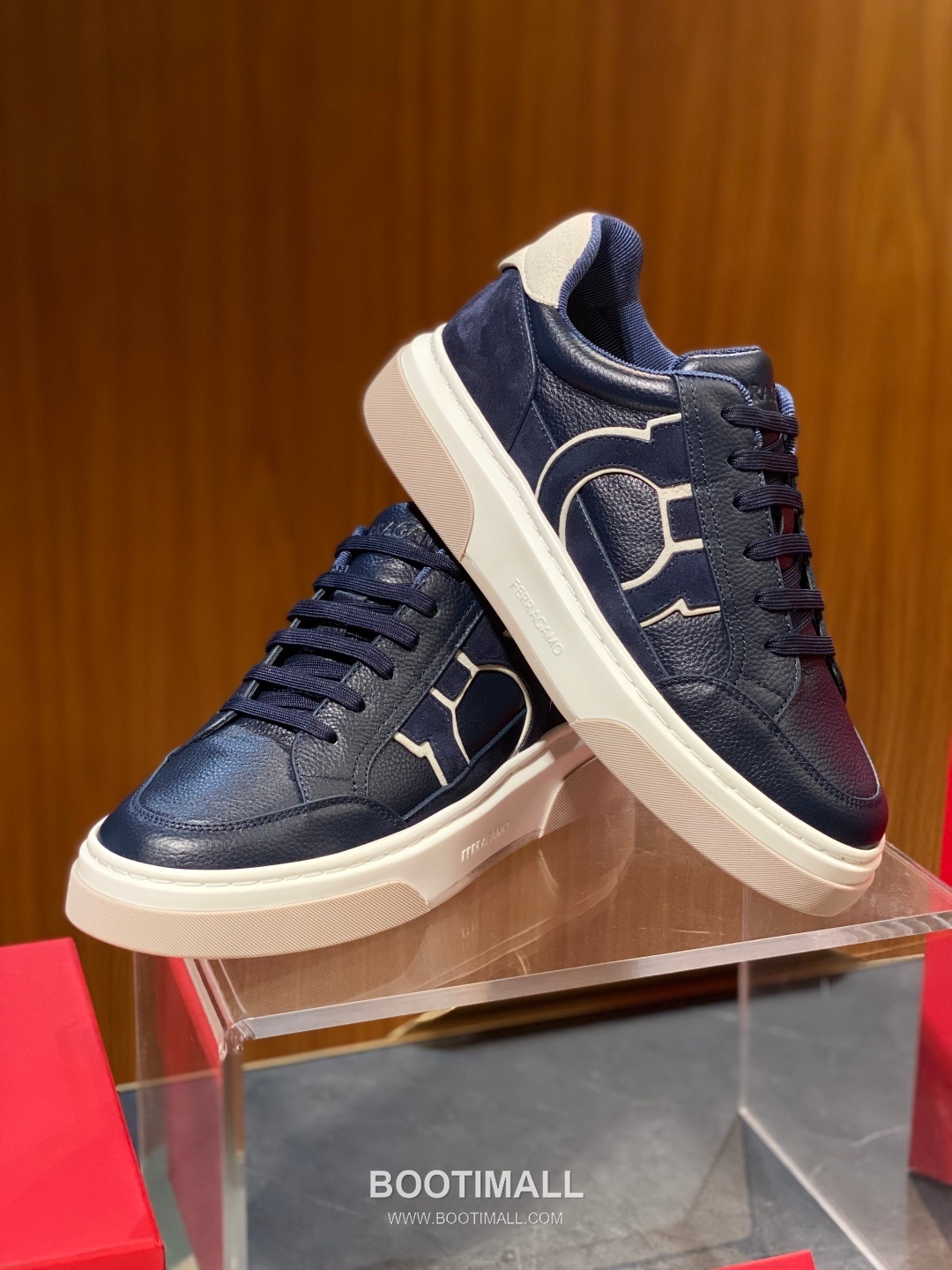 Ferragamo Calfskin Leather Low Sneakers with Rubber Logo Detail 페라가모 카프스킨 레더 로우 스니커즈 러버 로고 디테일 3cm 7