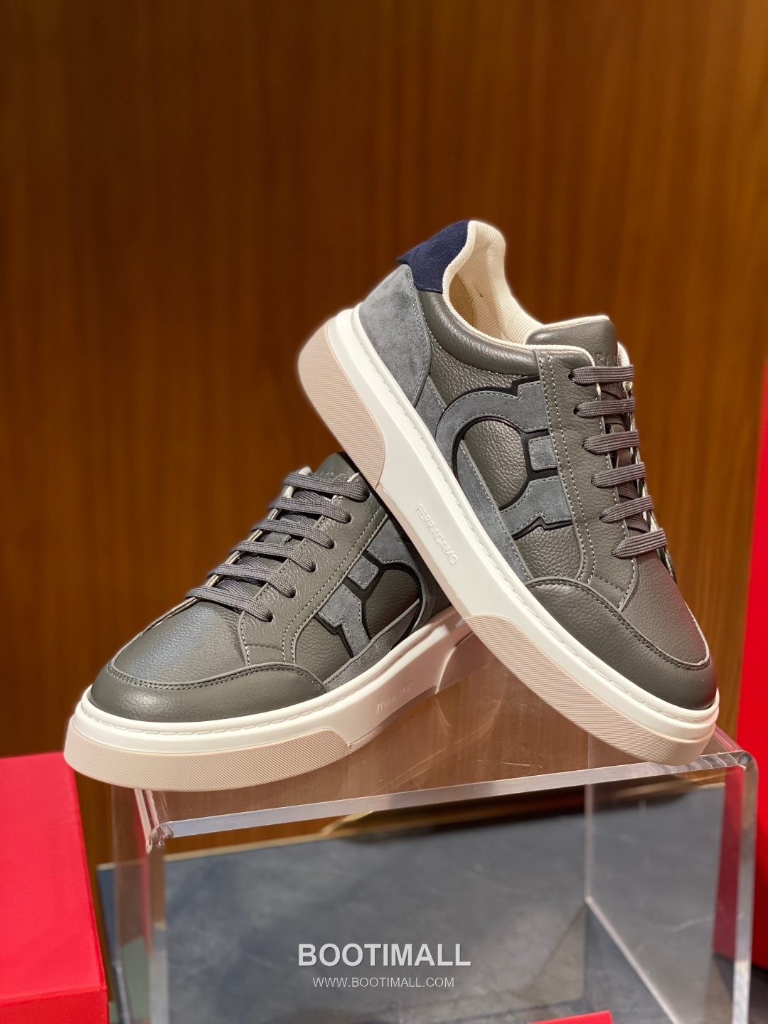 Ferragamo Calfskin Leather Low Sneakers with Rubber Logo Detail 페라가모 카프스킨 레더 로우 스니커즈 러버 로고 디테일 3cm 7