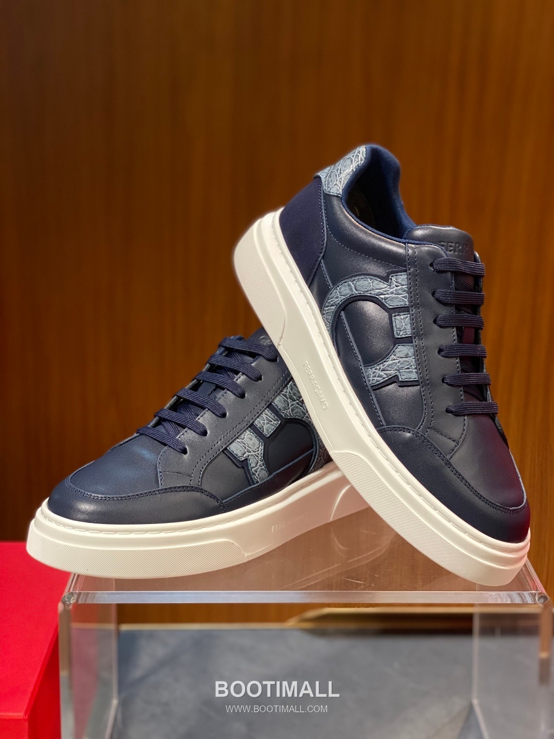 Ferragamo Calfskin Leather Low Sneakers with Rubber Logo Detail 페라가모 카프스킨 레더 로우 스니커즈 러버 로고 디테일 3cm 7