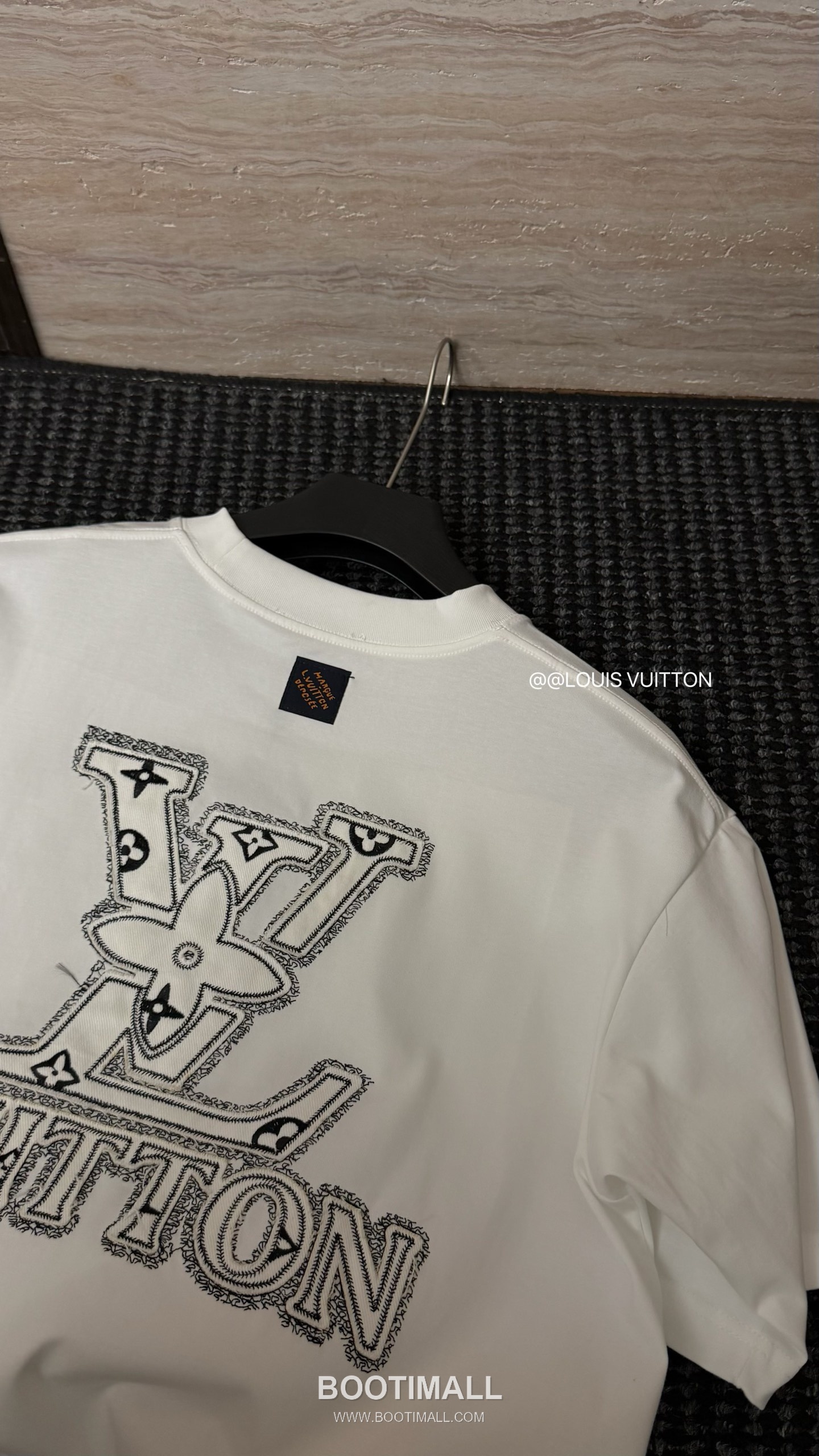 Louis Vuitton 2026 S/S High Density Cotton Embroidered Logo T-Shirt 루이비통 2026SS 고밀도 코튼 자수 로고 티셔츠 7