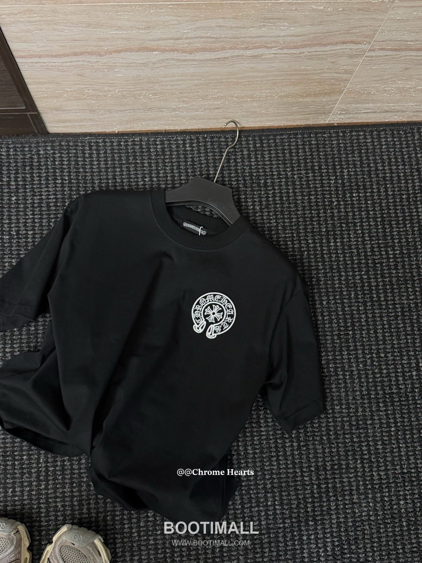 Chrome Hearts 2026 S/S High Density Cotton Embroidered Patch Logo T-Shirt 크롬하츠 2026SS 고밀도 코튼 자수 패치 로고 티셔츠 8