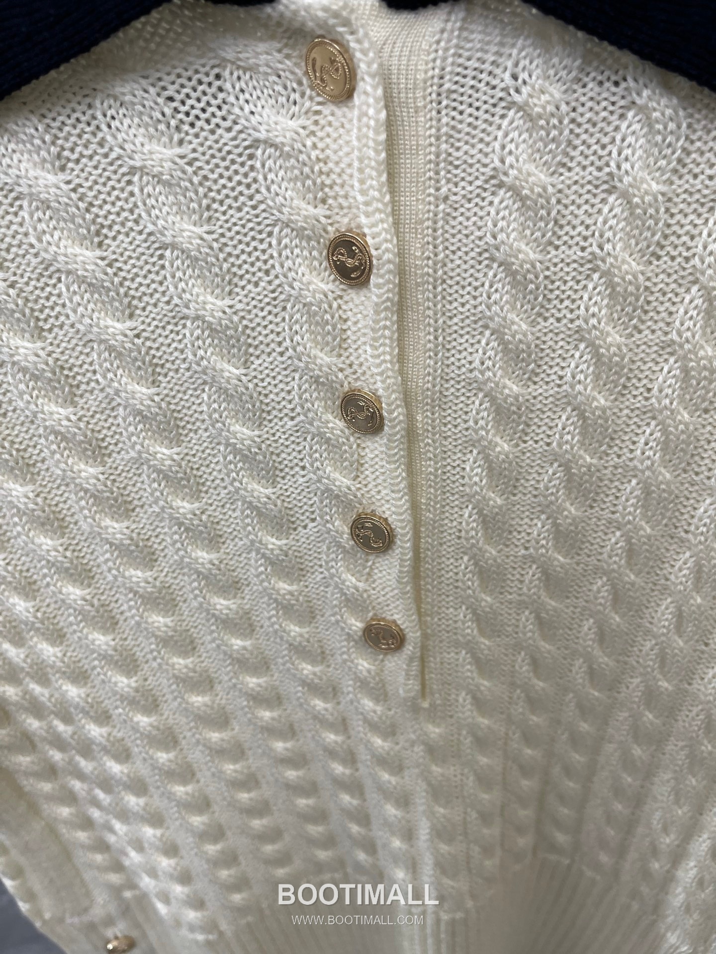 Thom Browne 2026 S/S Merino Wool Cable Knit Button Polo T-Shirt 톰브라운 2026SS 메리노 울 케이블 니트 버튼 폴로 티셔츠 12