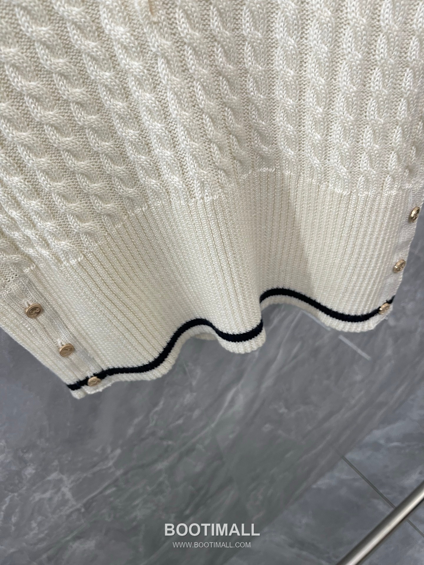 Thom Browne 2026 S/S Merino Wool Cable Knit Button Polo T-Shirt 톰브라운 2026SS 메리노 울 케이블 니트 버튼 폴로 티셔츠 14