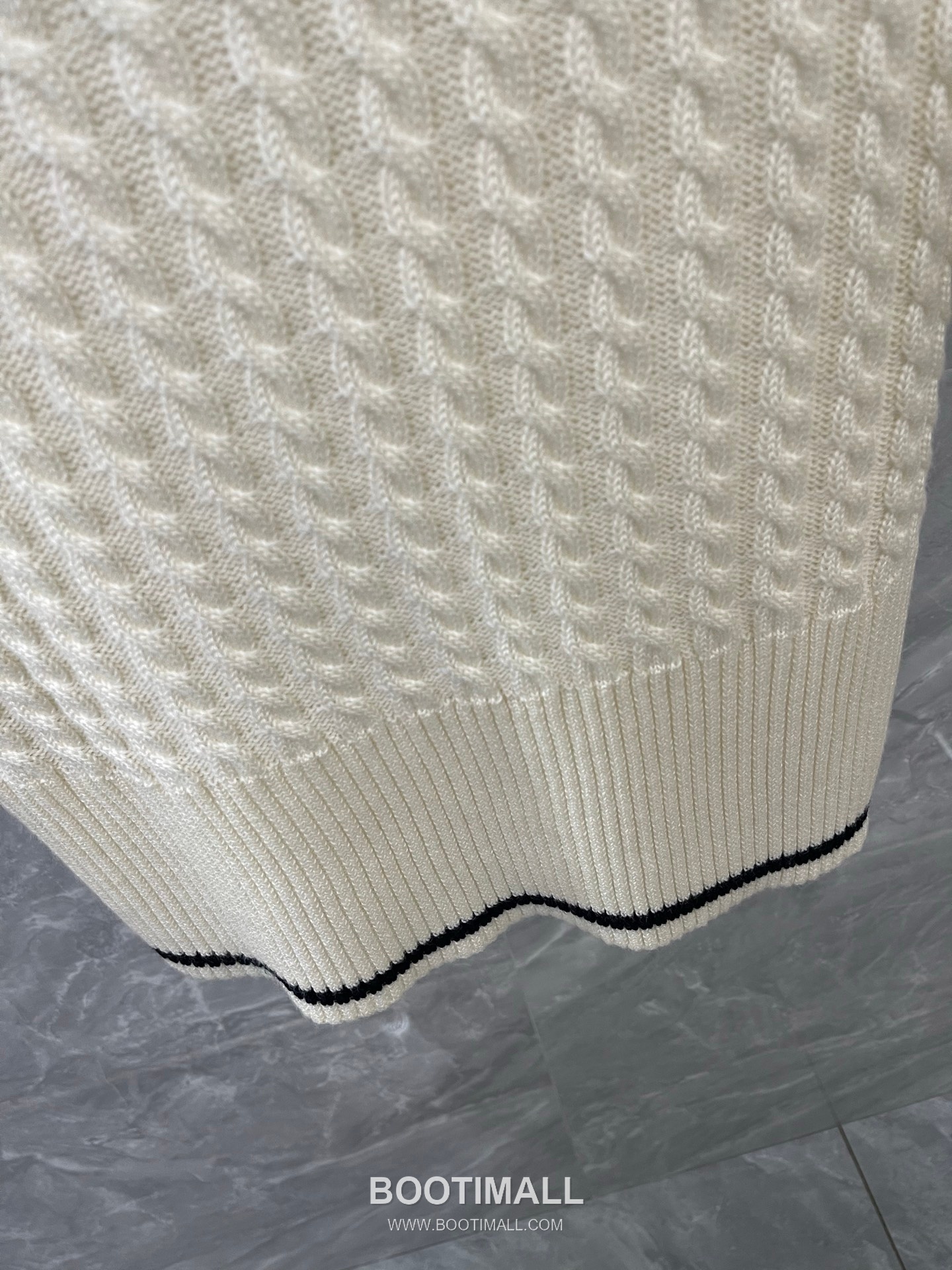 Thom Browne 2026 S/S Merino Wool Cable Knit Button Polo T-Shirt 톰브라운 2026SS 메리노 울 케이블 니트 버튼 폴로 티셔츠 17