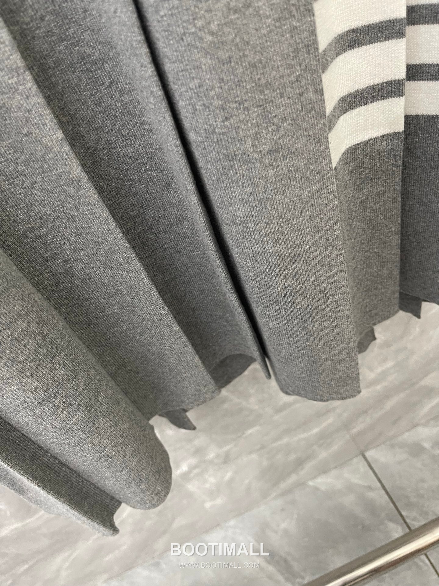 Thom Browne 2026 S/S Cotton Sleeveless Knit Logo Dress 톰브라운 2026SS 코튼 슬리브리스 니트 로고 원피스 14