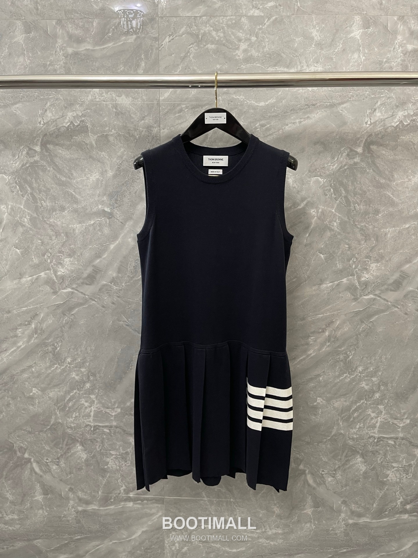Thom Browne 2026 S/S Cotton Sleeveless Knit Logo Dress 톰브라운 2026SS 코튼 슬리브리스 니트 로고 원피스 9