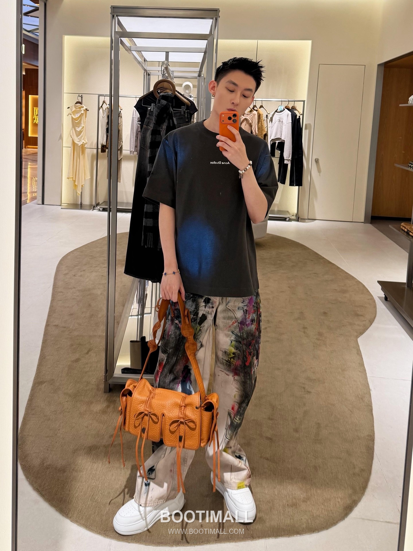 Acne Studios 2026 S/S Cotton Gradient Foil Logo Print T-Shirt 아크네스튜디오 2026SS 코튼 그라데이션 포일 로고 프린트 티셔츠 9