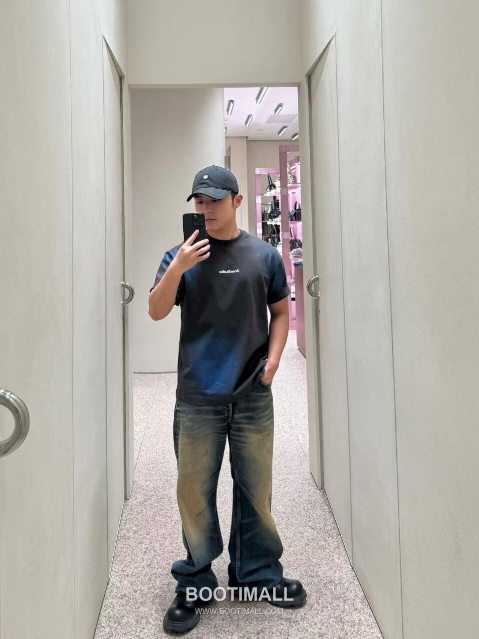 Acne Studios 2026 S/S Cotton Gradient Foil Logo Print T-Shirt 아크네스튜디오 2026SS 코튼 그라데이션 포일 로고 프린트 티셔츠 10