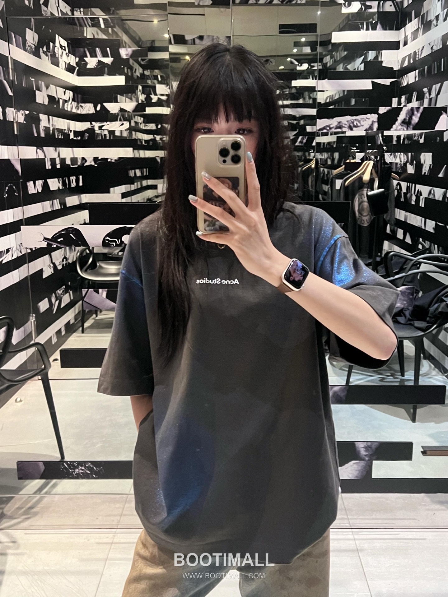 Acne Studios 2026 S/S Cotton Gradient Foil Logo Print T-Shirt 아크네스튜디오 2026SS 코튼 그라데이션 포일 로고 프린트 티셔츠 12