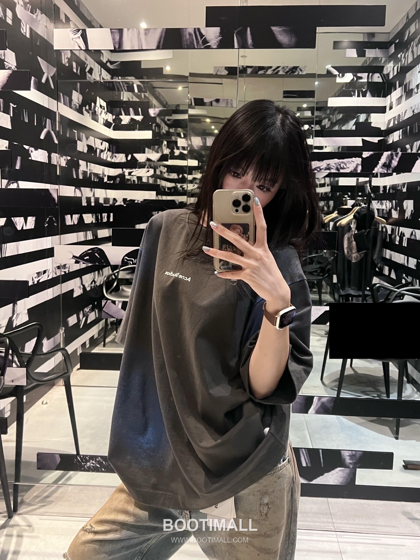 Acne Studios 2026 S/S Cotton Gradient Foil Logo Print T-Shirt 아크네스튜디오 2026SS 코튼 그라데이션 포일 로고 프린트 티셔츠 13