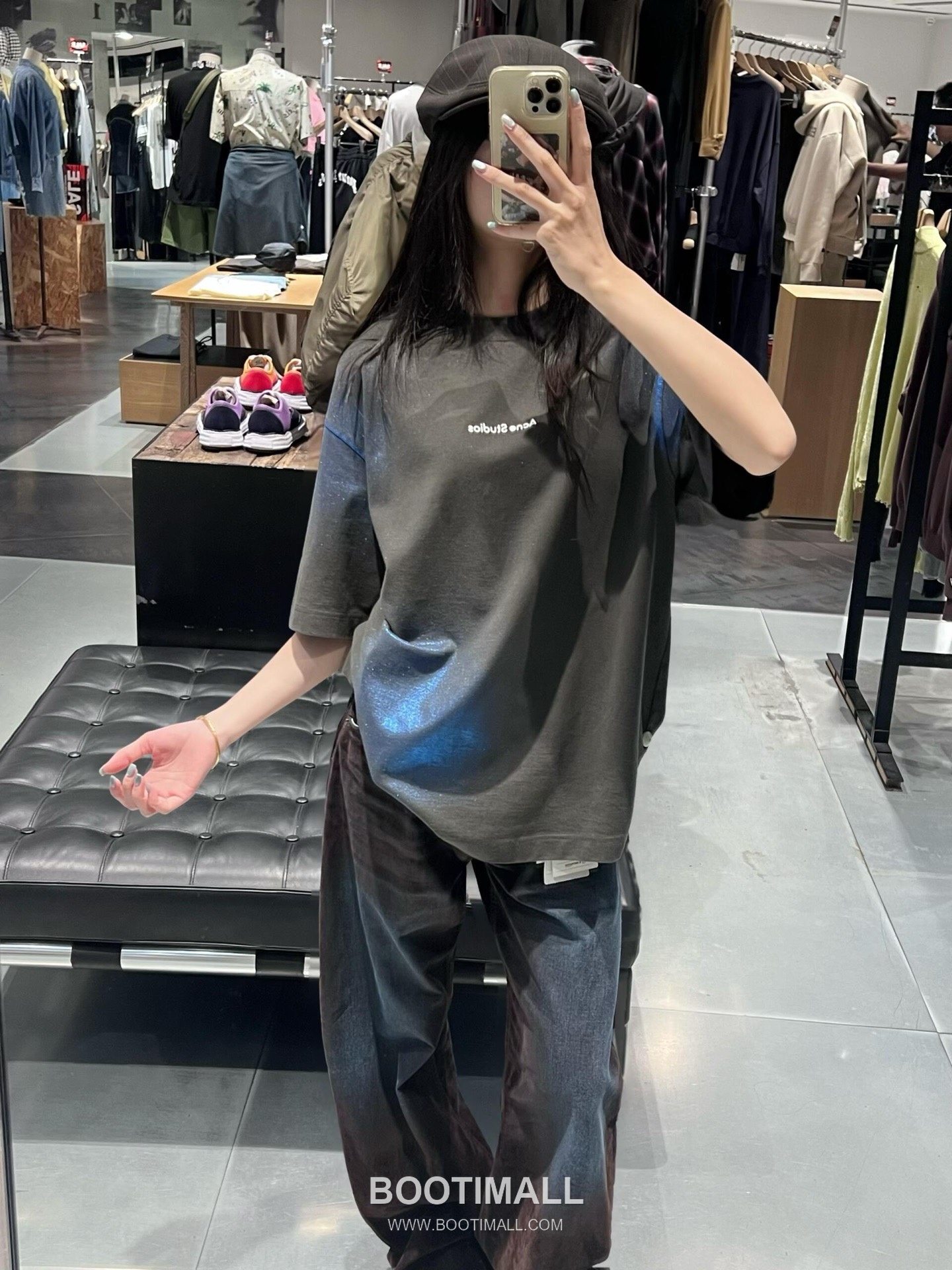 Acne Studios 2026 S/S Cotton Gradient Foil Logo Print T-Shirt 아크네스튜디오 2026SS 코튼 그라데이션 포일 로고 프린트 티셔츠 15