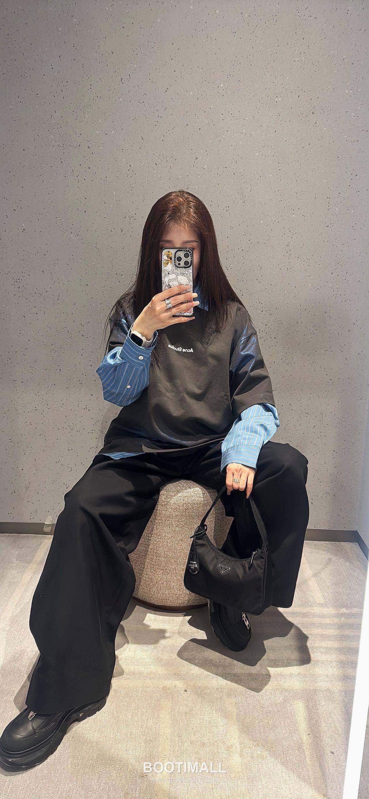 Acne Studios 2026 S/S Cotton Gradient Foil Logo Print T-Shirt 아크네스튜디오 2026SS 코튼 그라데이션 포일 로고 프린트 티셔츠 17