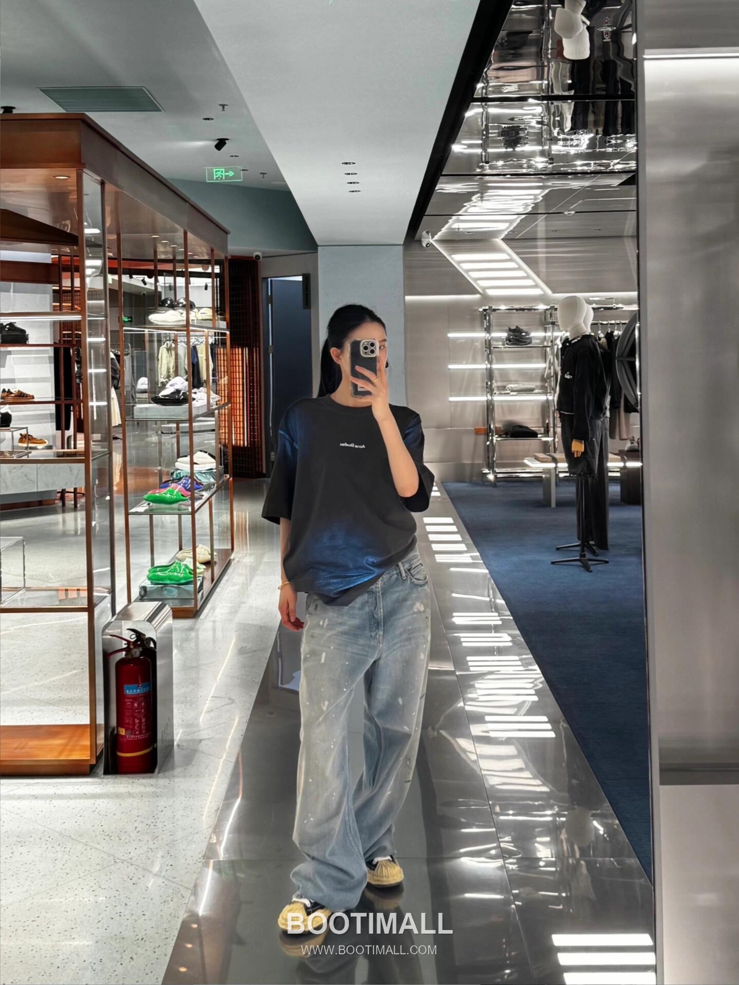 Acne Studios 2026 S/S Cotton Gradient Foil Logo Print T-Shirt 아크네스튜디오 2026SS 코튼 그라데이션 포일 로고 프린트 티셔츠 20