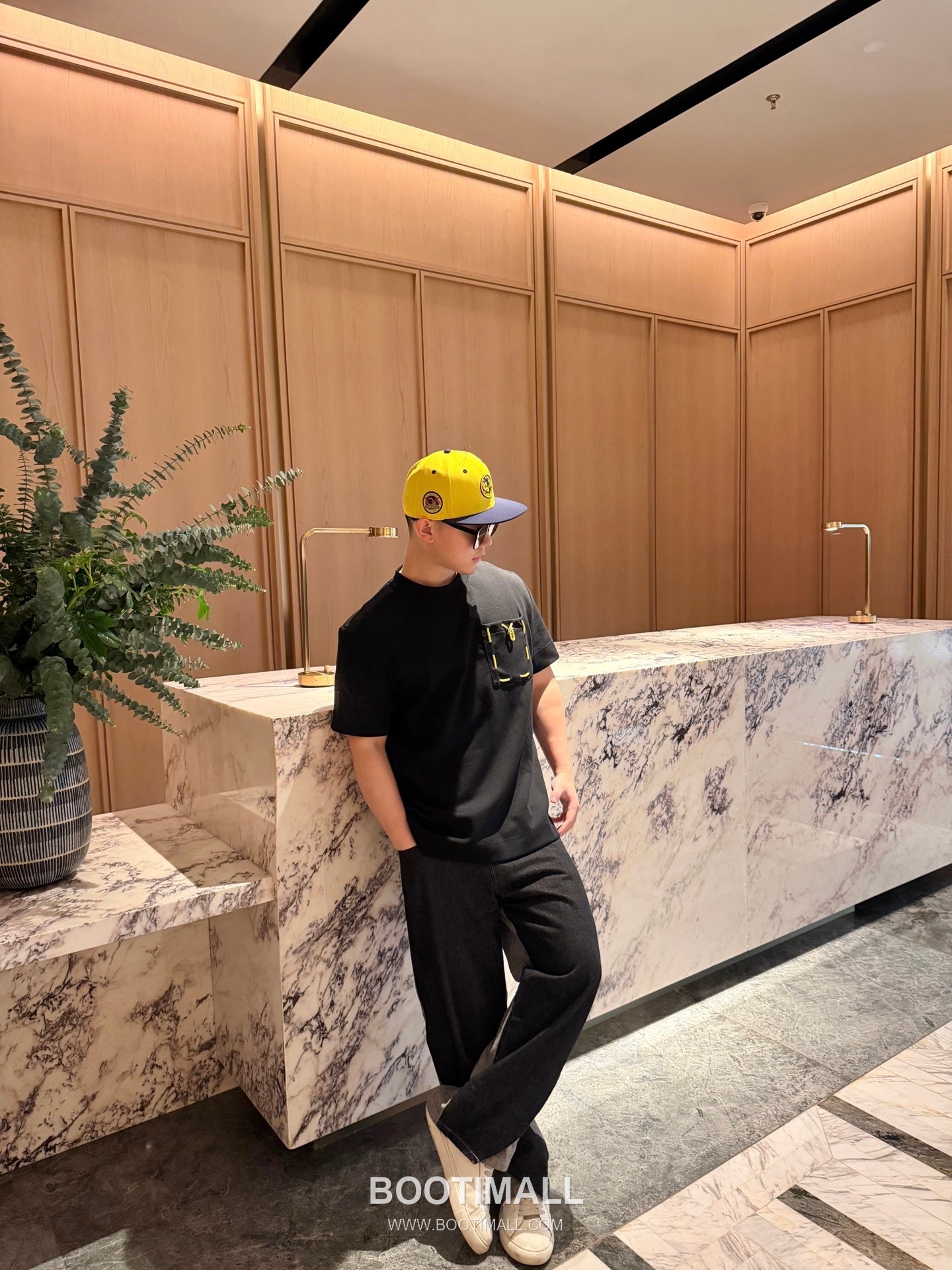 Fendi 2026 S/S Cotton Ribbon Pocket Embroidered Logo T-Shirt 펜디 2026SS 코튼 리본 포켓 자수 로고 티셔츠 1