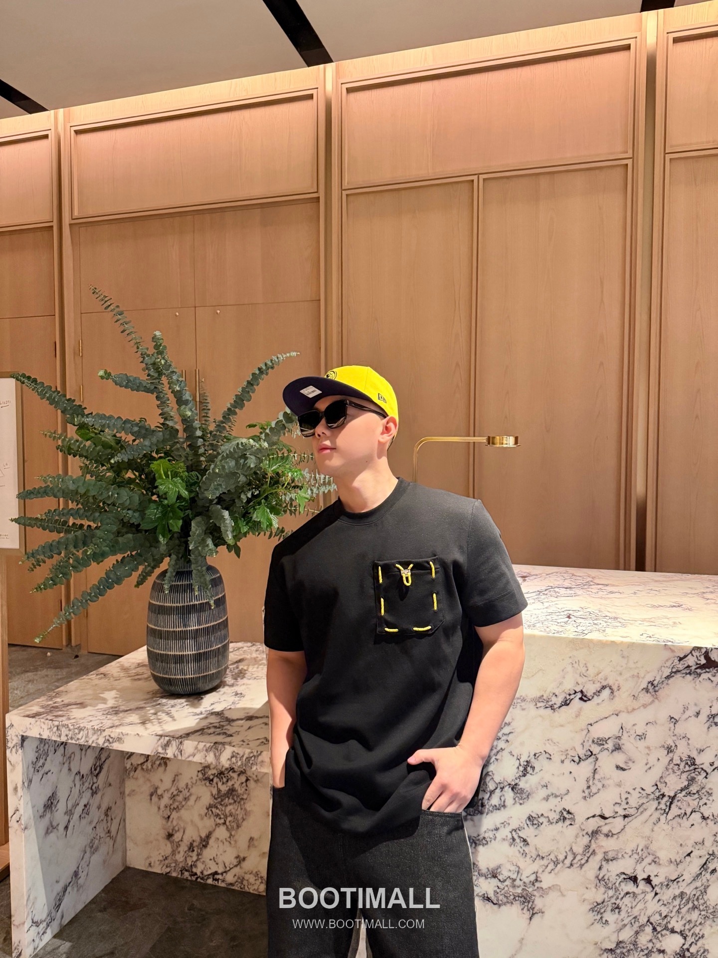 Fendi 2026 S/S Cotton Ribbon Pocket Embroidered Logo T-Shirt 펜디 2026SS 코튼 리본 포켓 자수 로고 티셔츠 3