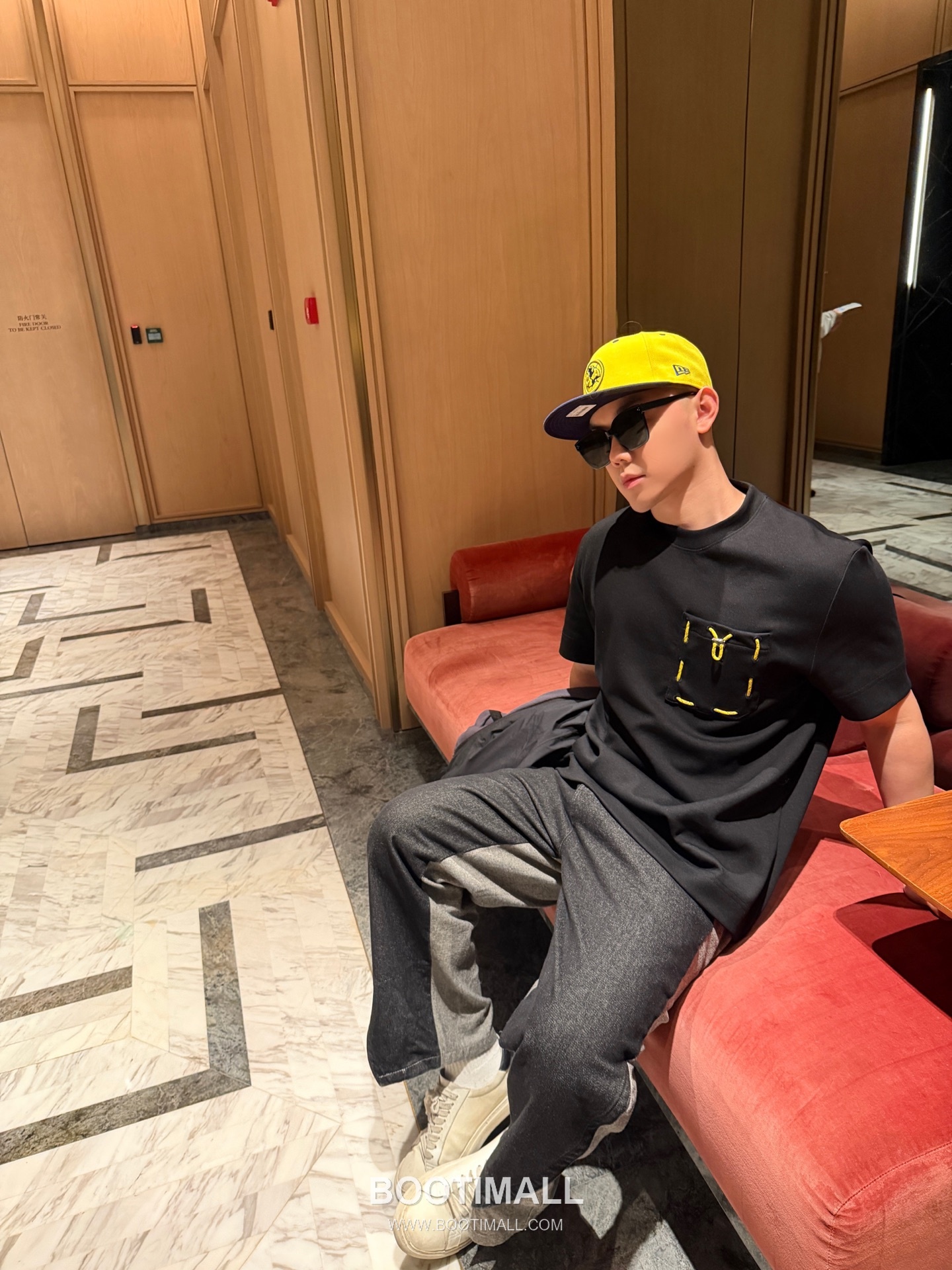 Fendi 2026 S/S Cotton Ribbon Pocket Embroidered Logo T-Shirt 펜디 2026SS 코튼 리본 포켓 자수 로고 티셔츠 7
