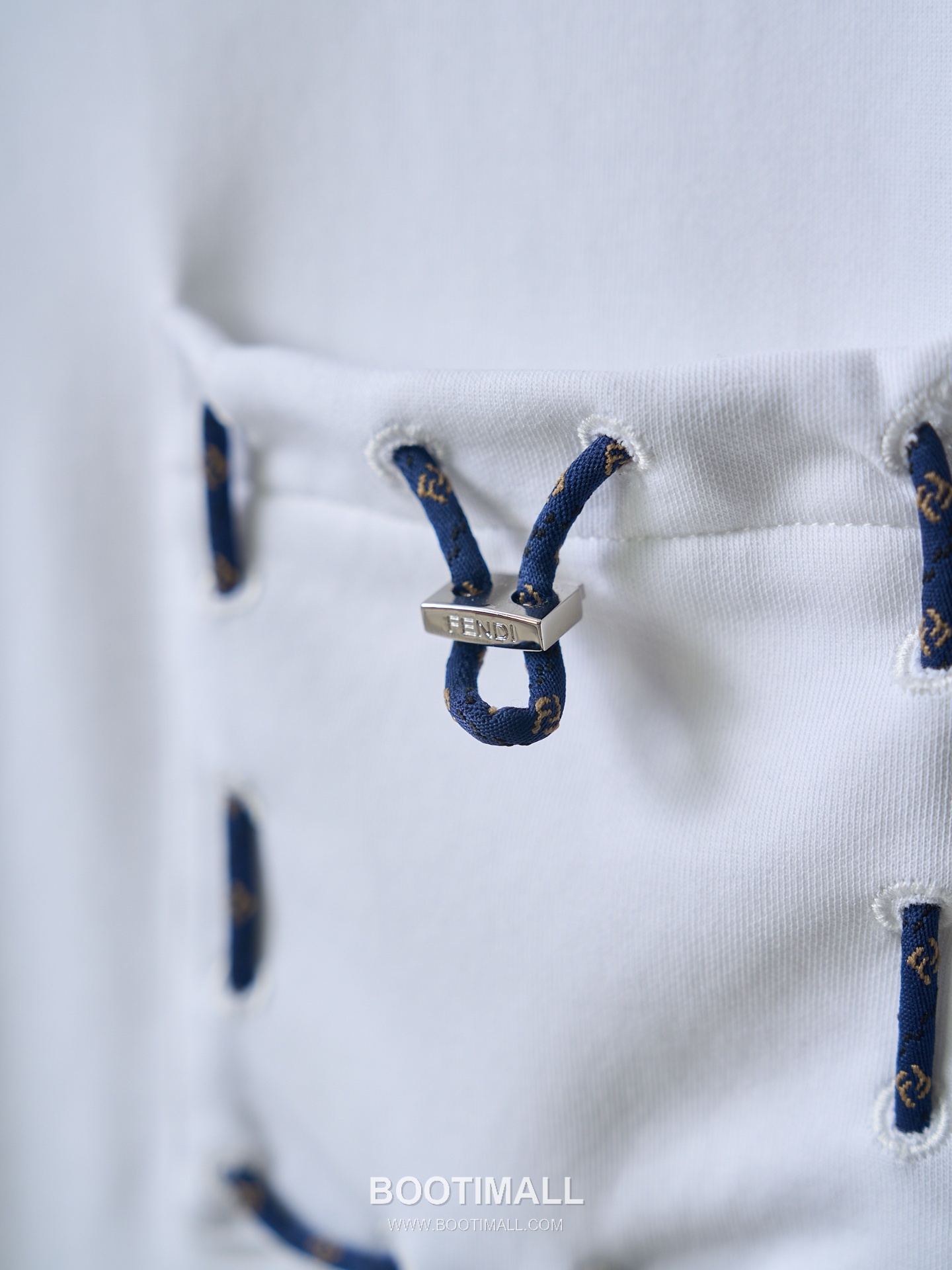 Fendi 2026 S/S Cotton Ribbon Pocket Embroidered Logo T-Shirt 펜디 2026SS 코튼 리본 포켓 자수 로고 티셔츠 17