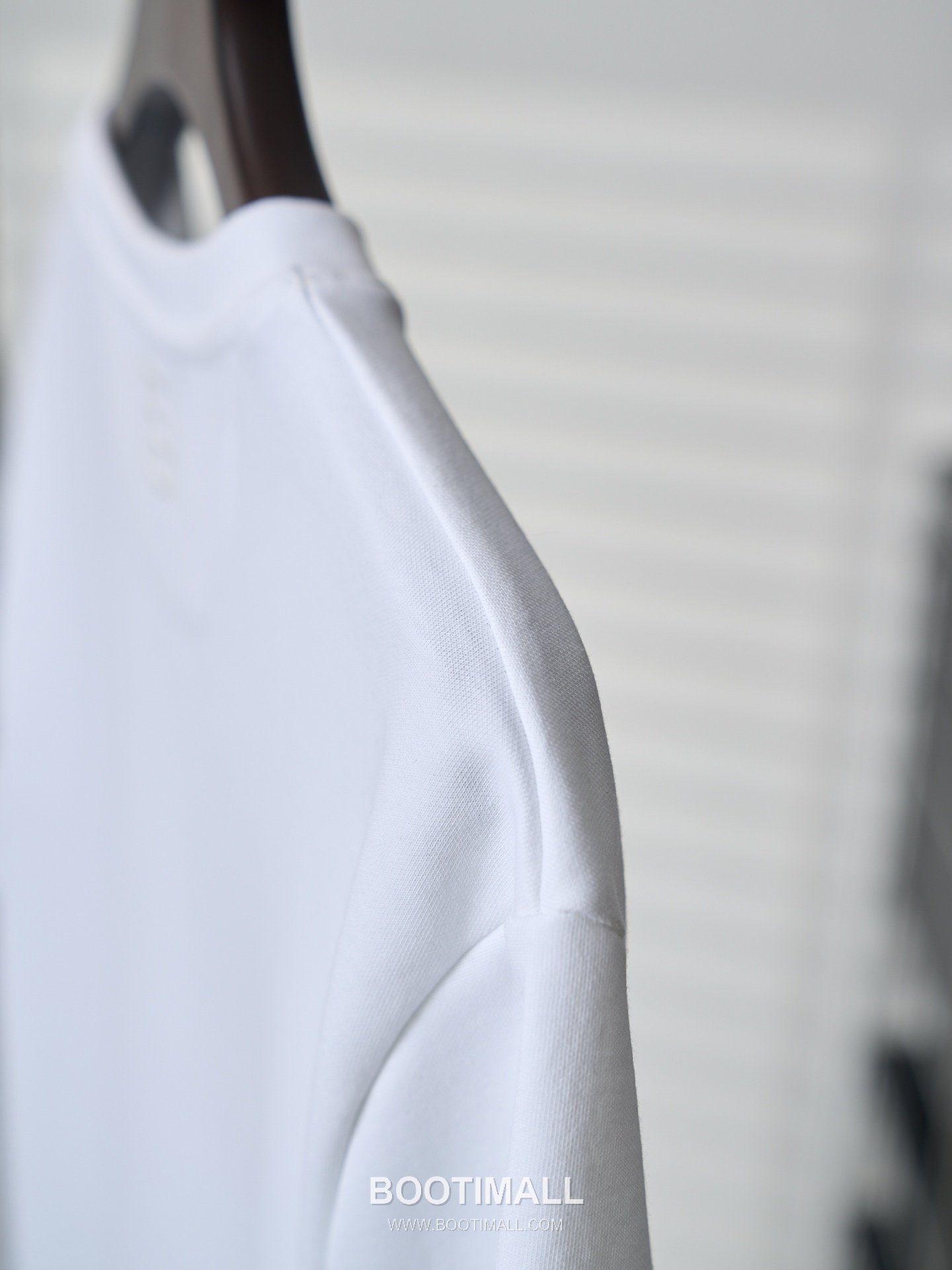 Fendi 2026 S/S Cotton Ribbon Pocket Embroidered Logo T-Shirt 펜디 2026SS 코튼 리본 포켓 자수 로고 티셔츠 18