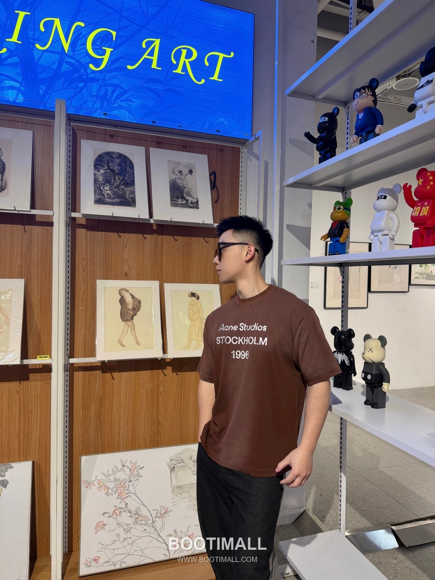 Acne Studios 2026 S/S Cotton Vintage Spray Print Logo T-Shirt 아크네스튜디오 2026SS 코튼 빈티지 스프레이 프린트 로고 티셔츠 1