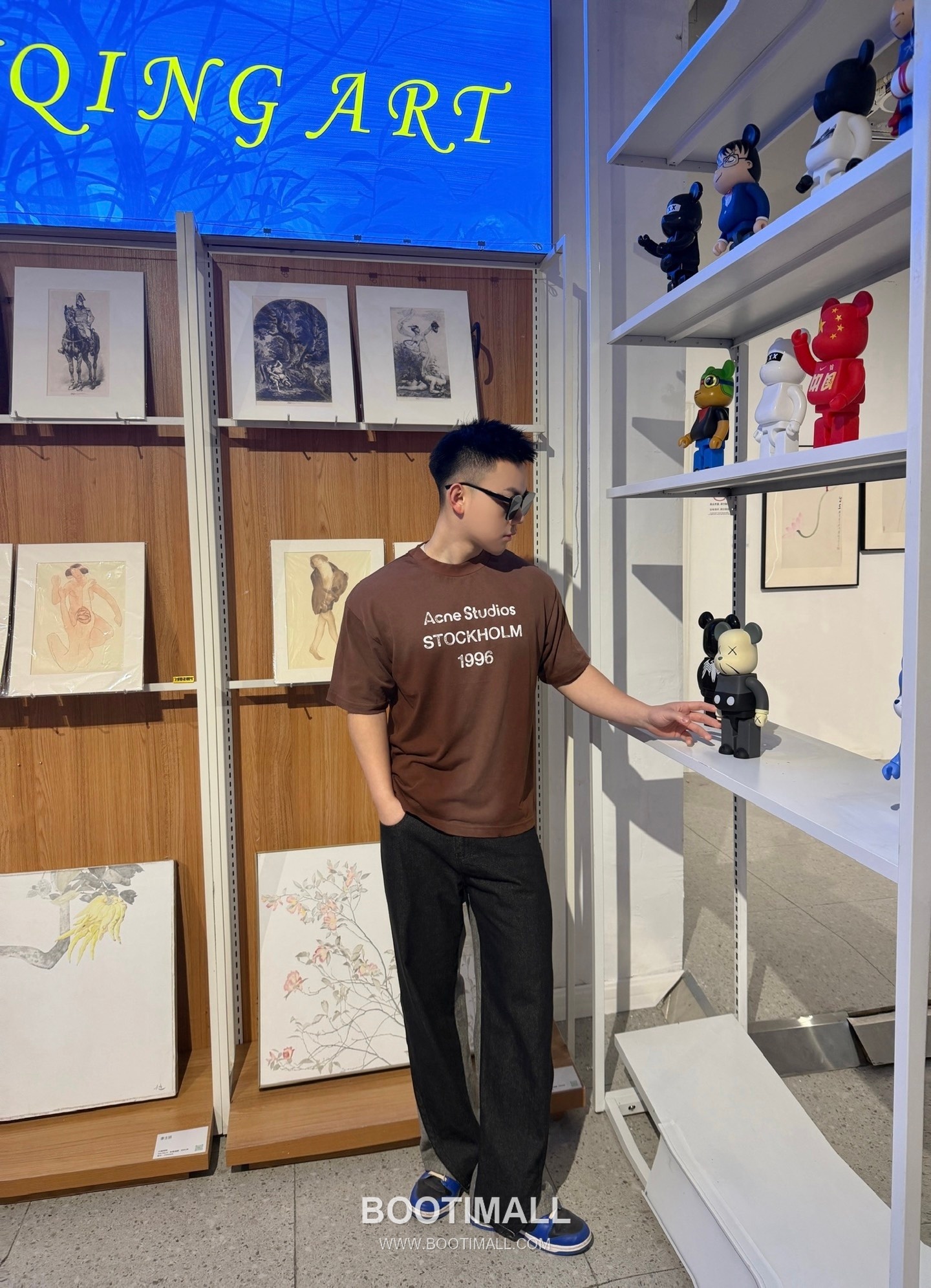 Acne Studios 2026 S/S Cotton Vintage Spray Print Logo T-Shirt 아크네스튜디오 2026SS 코튼 빈티지 스프레이 프린트 로고 티셔츠 5