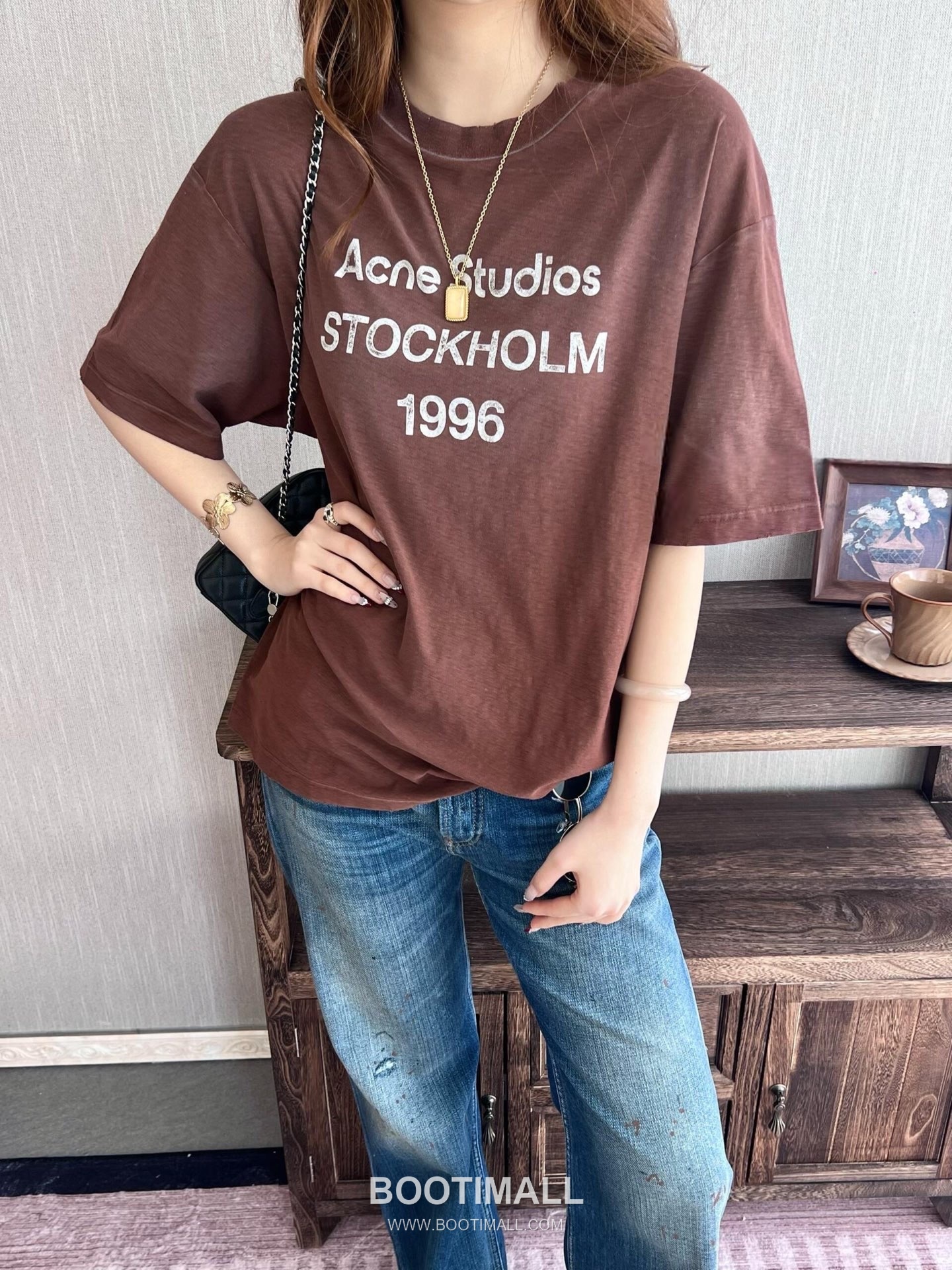 Acne Studios 2026 S/S Cotton Vintage Spray Print Logo T-Shirt 아크네스튜디오 2026SS 코튼 빈티지 스프레이 프린트 로고 티셔츠 15