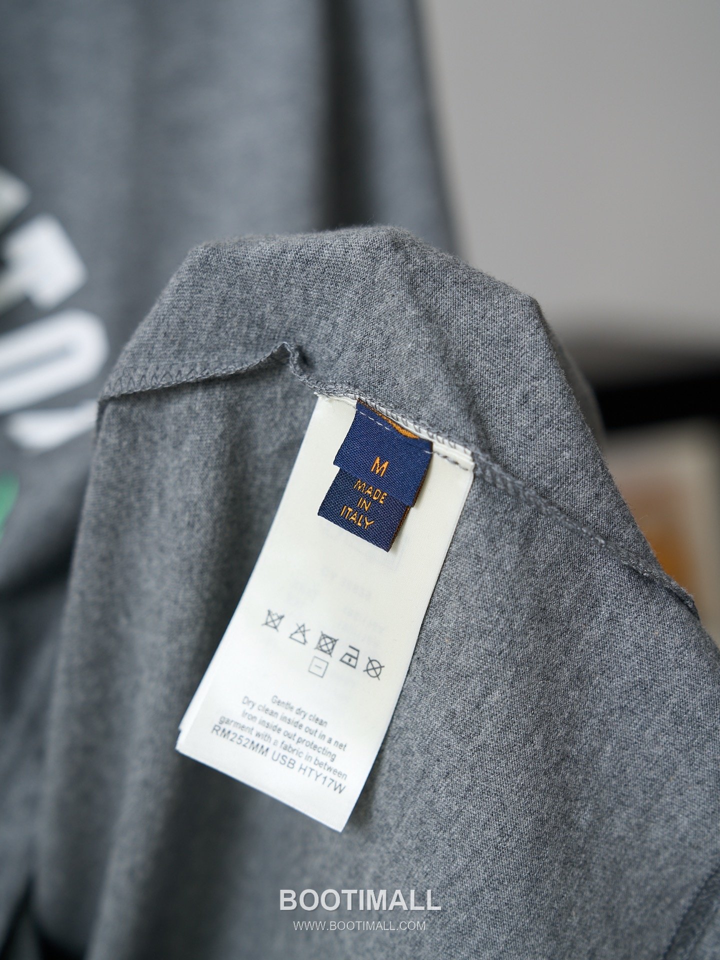 Louis Vuitton 2026 S/S Cotton Iris Print Logo T-Shirt 루이비통 2026SS 코튼 아이리스 플라워 프린트 로고 티셔츠 9