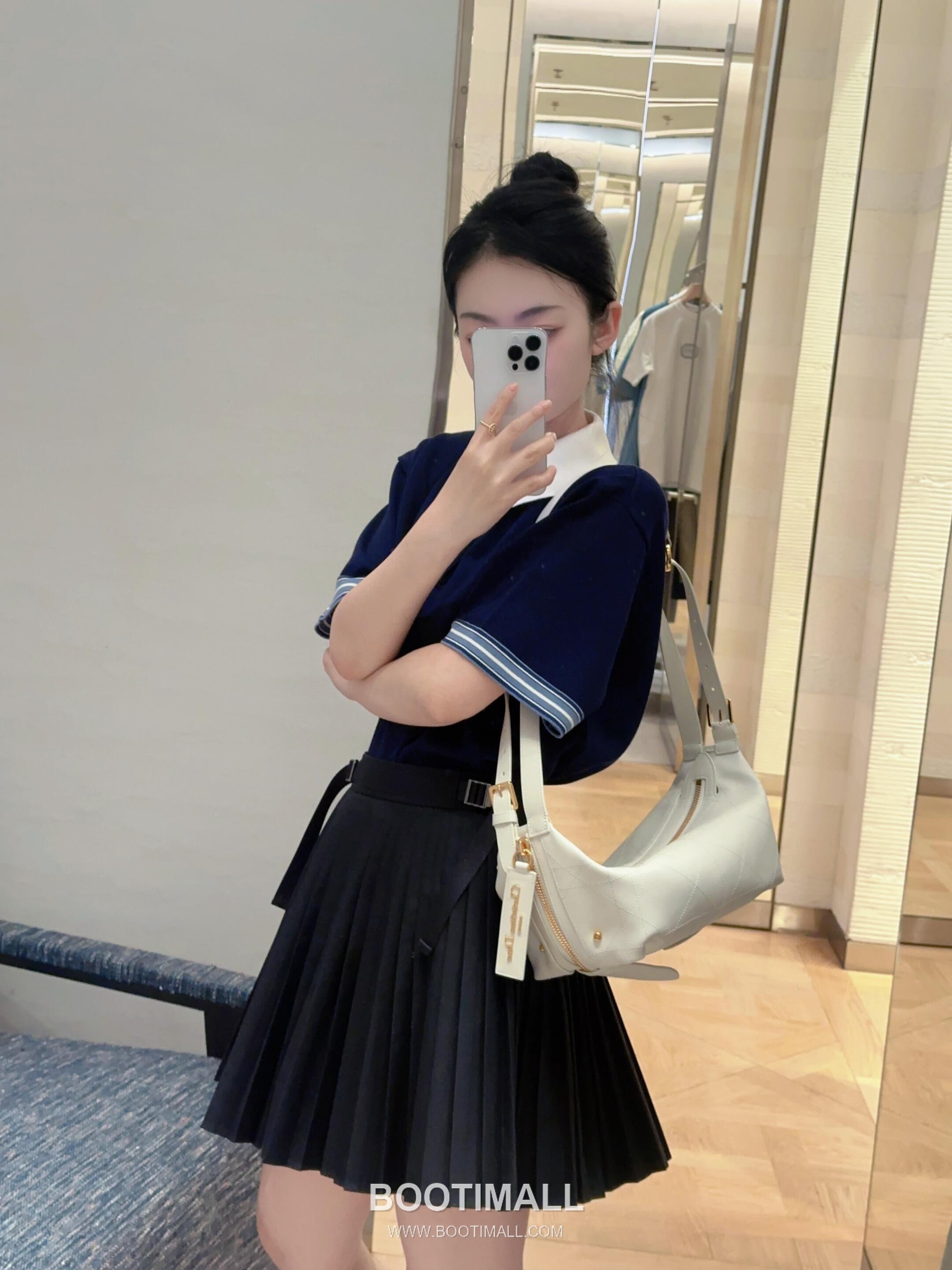 Dior 2026 S/S Cotton Embroidered Lily of the Valley Polo T-Shirt 디올 2026SS 코튼 자수 릴리오브더밸리 폴로 티셔츠 16