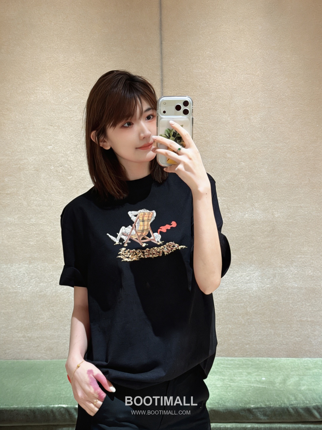 Burberry 2026 S/S Cotton Graphic Print Logo T-Shirt 버버리 2026SS 코튼 그래픽 프린트 로고 티셔츠 5