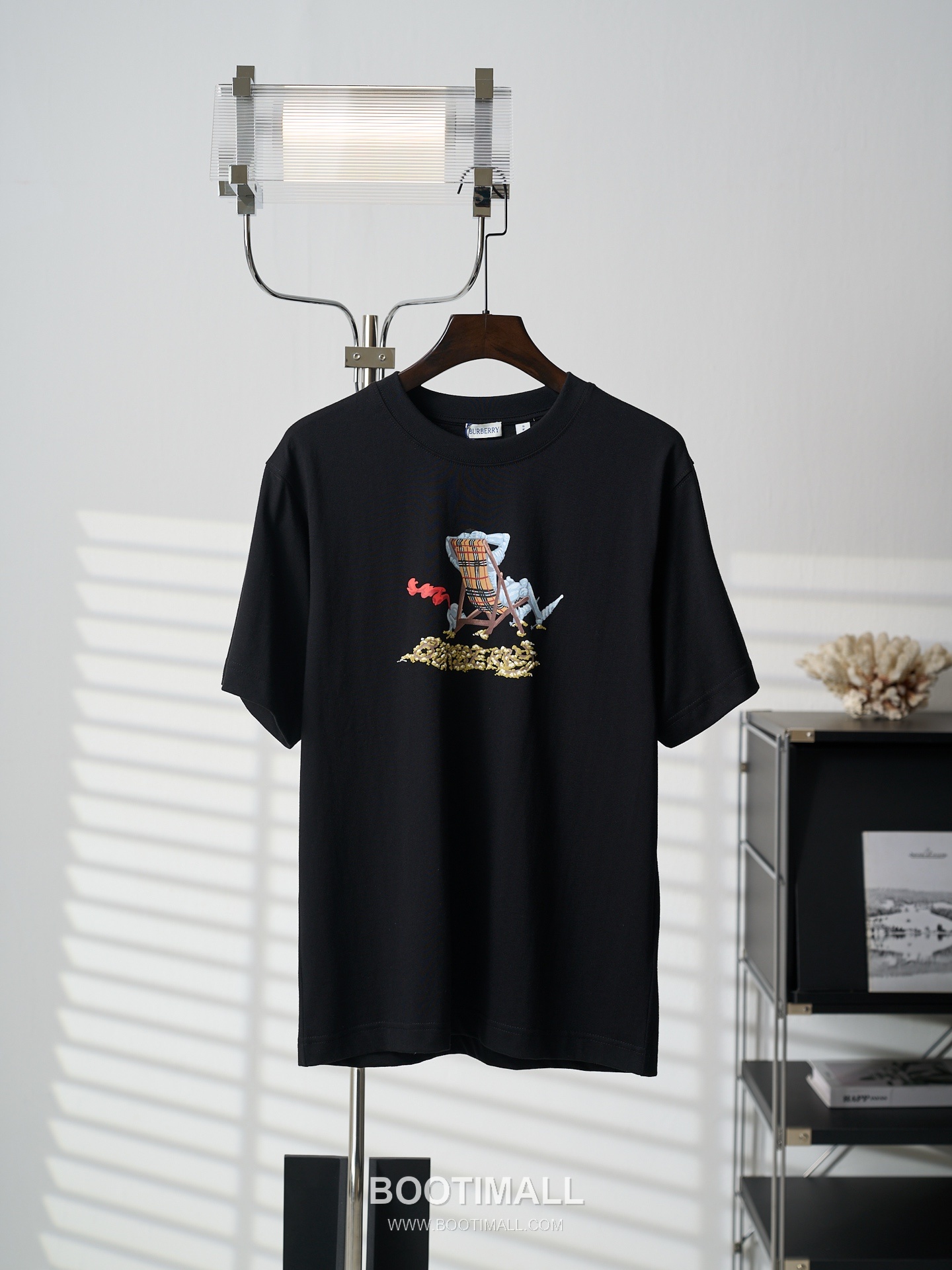 Burberry 2026 S/S Cotton Graphic Print Logo T-Shirt 버버리 2026SS 코튼 그래픽 프린트 로고 티셔츠 7