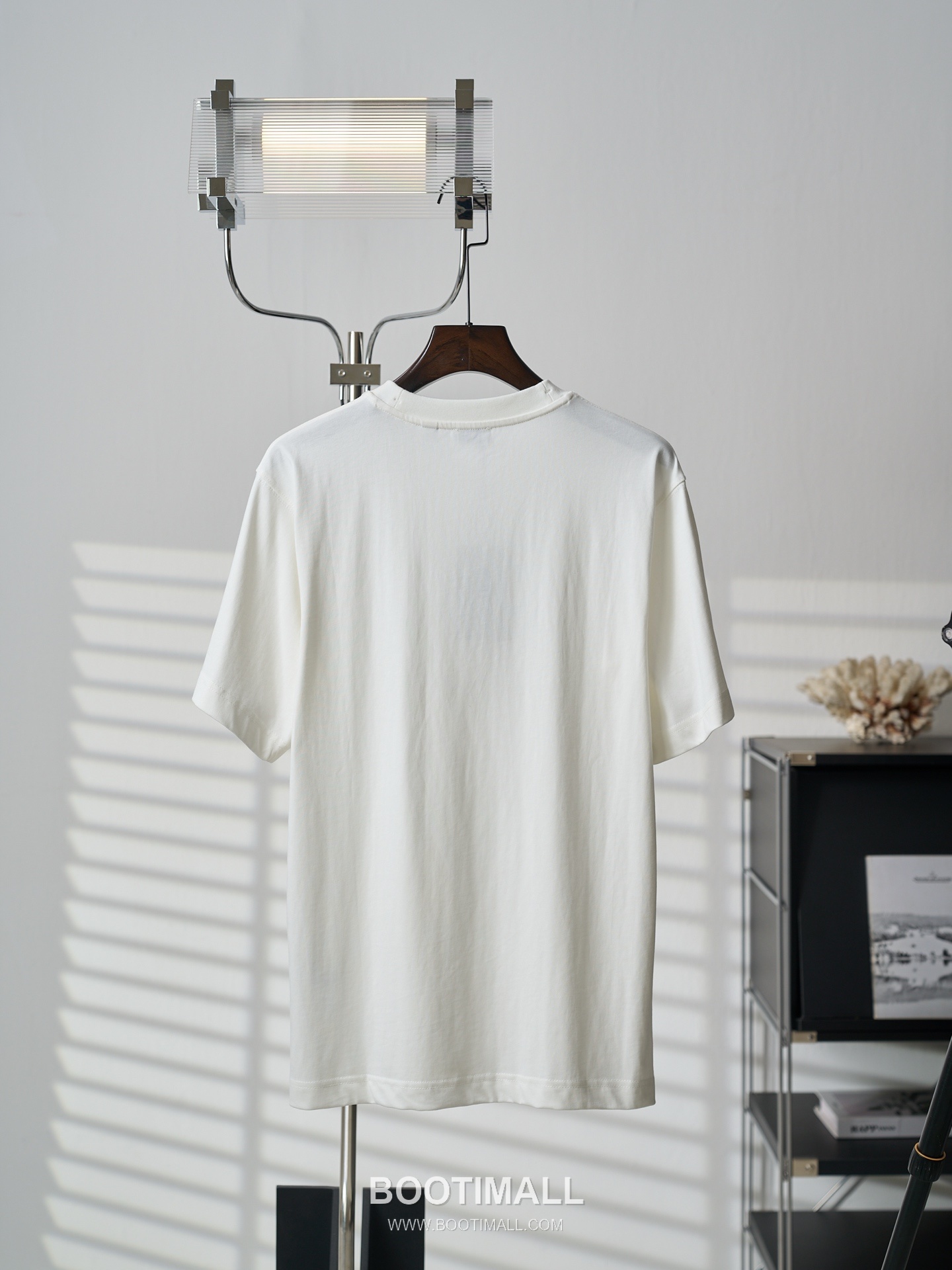 Burberry 2026 S/S Cotton Graphic Print Logo T-Shirt 버버리 2026SS 코튼 그래픽 프린트 로고 티셔츠 9