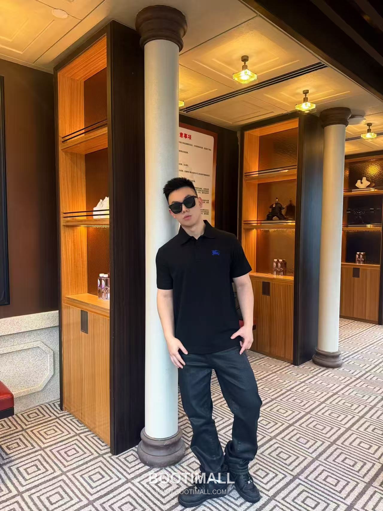 Burberry 2026 S/S Cotton Piqué Embroidered Equestrian Polo T-Shirt 버버리 2026SS 코튼 피케 자수 승마 로고 폴로 티셔츠 3