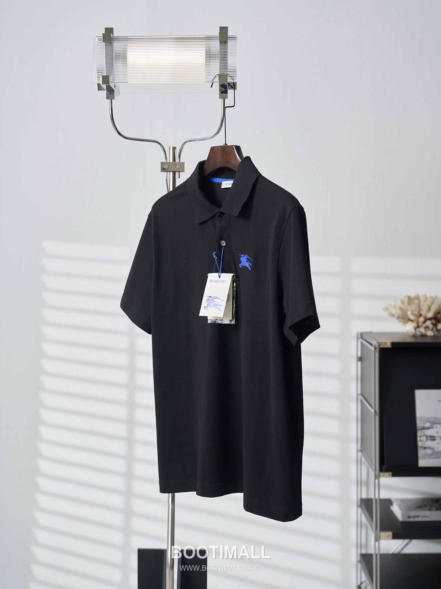 Burberry 2026 S/S Cotton Piqué Embroidered Equestrian Polo T-Shirt 버버리 2026SS 코튼 피케 자수 승마 로고 폴로 티셔츠 9