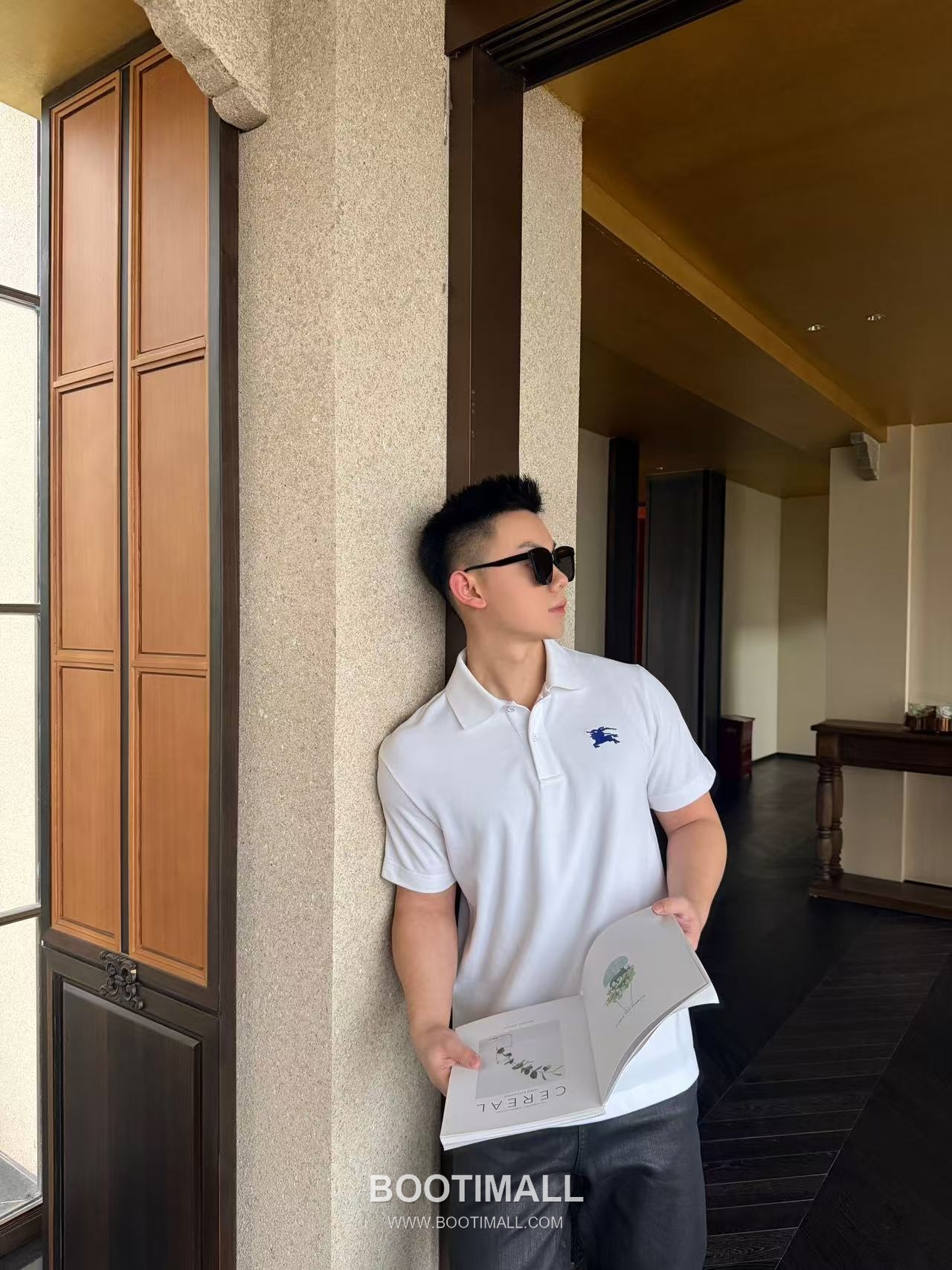 Burberry 2026 S/S Cotton Piqué Embroidered Equestrian Polo T-Shirt 버버리 2026SS 코튼 피케 자수 승마 로고 폴로 티셔츠 3