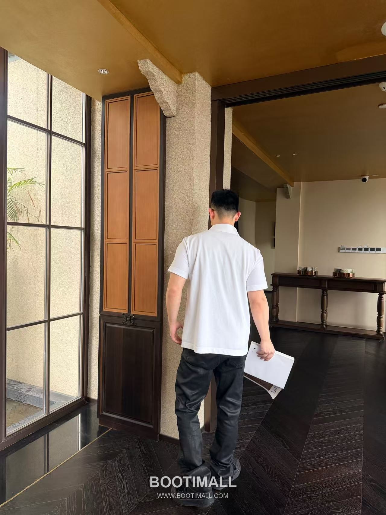 Burberry 2026 S/S Cotton Piqué Embroidered Equestrian Polo T-Shirt 버버리 2026SS 코튼 피케 자수 승마 로고 폴로 티셔츠 4