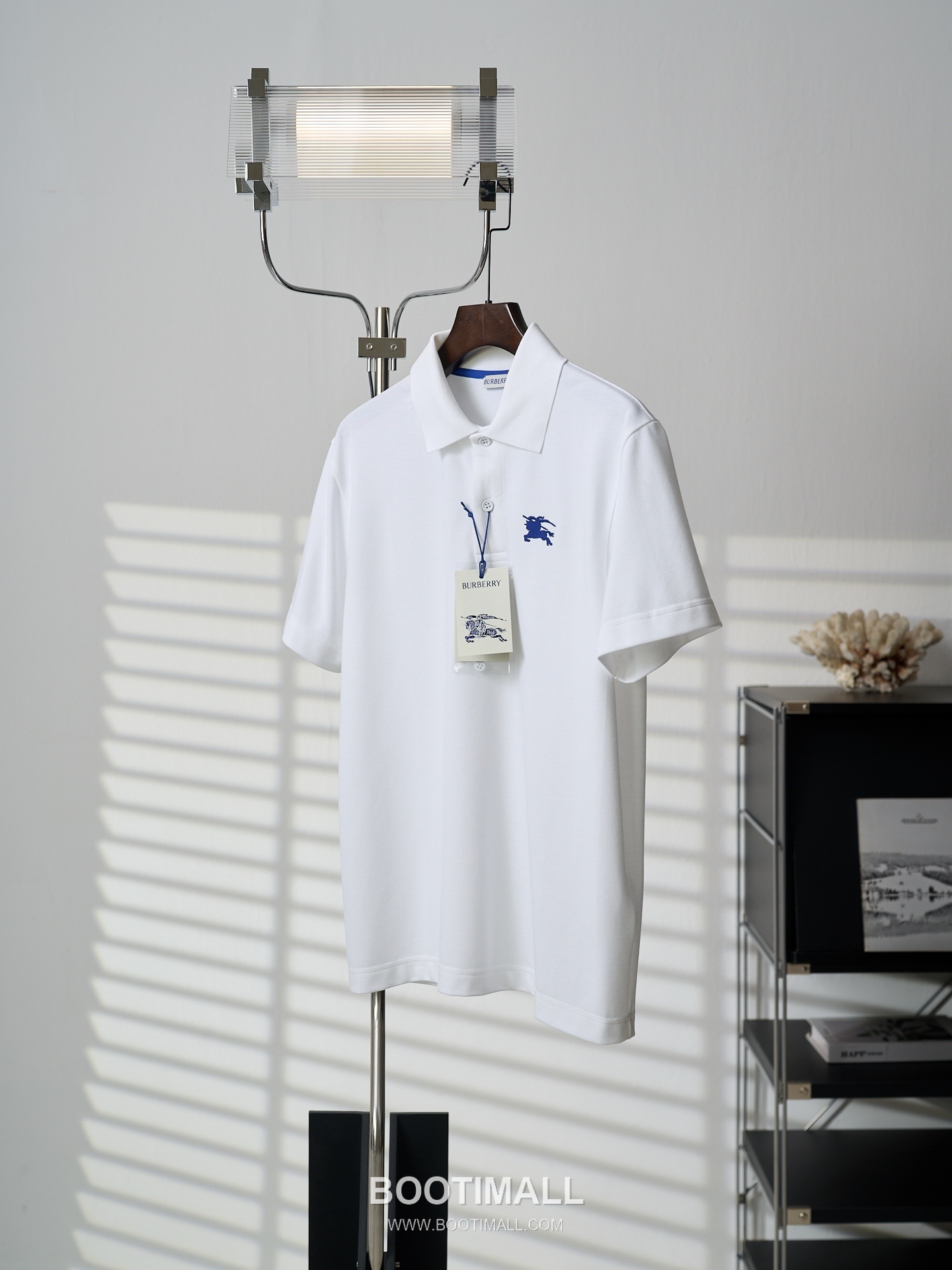 Burberry 2026 S/S Cotton Piqué Embroidered Equestrian Polo T-Shirt 버버리 2026SS 코튼 피케 자수 승마 로고 폴로 티셔츠 9