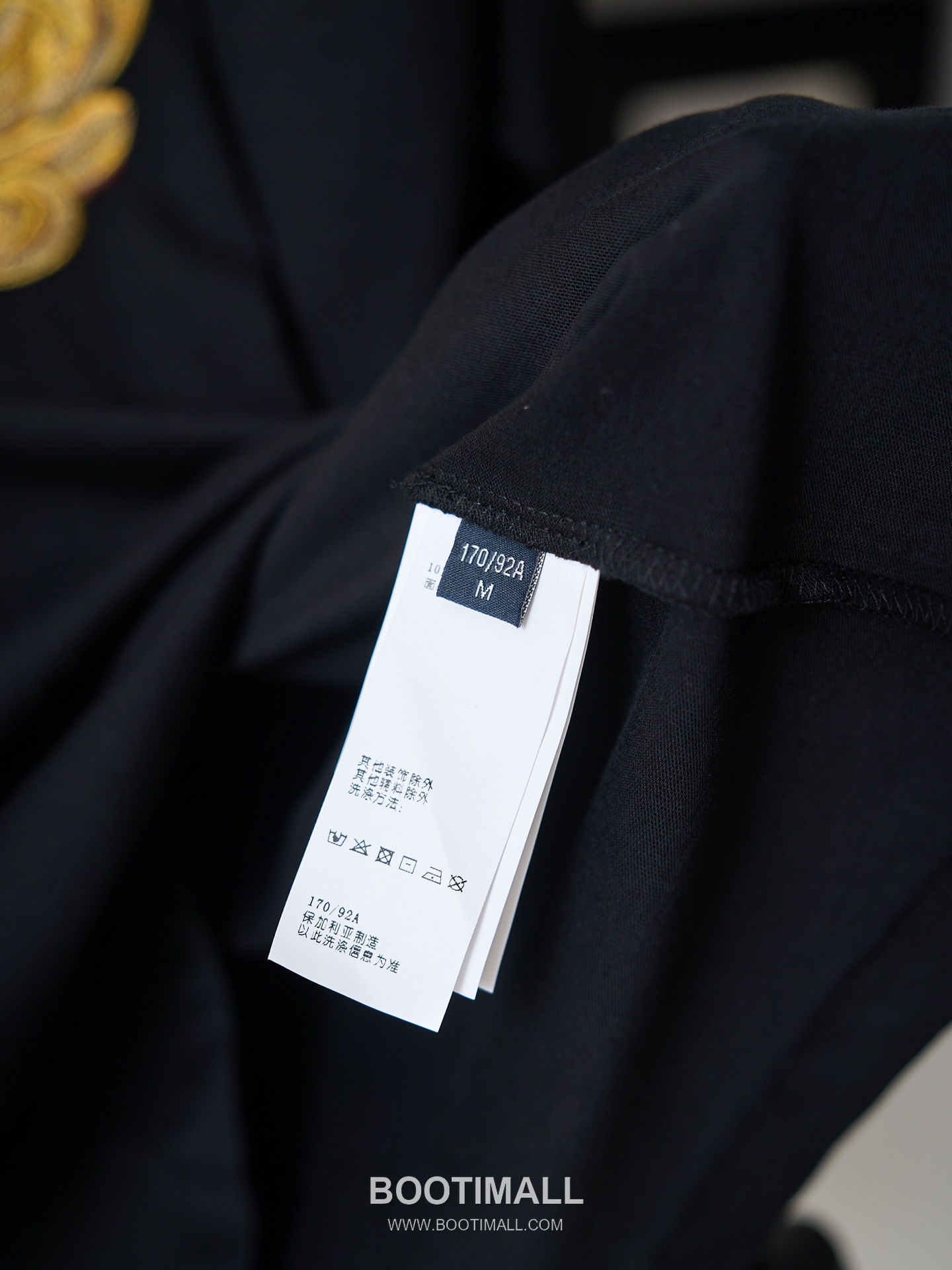 Versace 2026 S/S Cotton Medusa Crystal Embellished Embroidered T-Shirt 베르사체 2026SS 코튼 메두사 크리스탈 자수 티셔츠 21