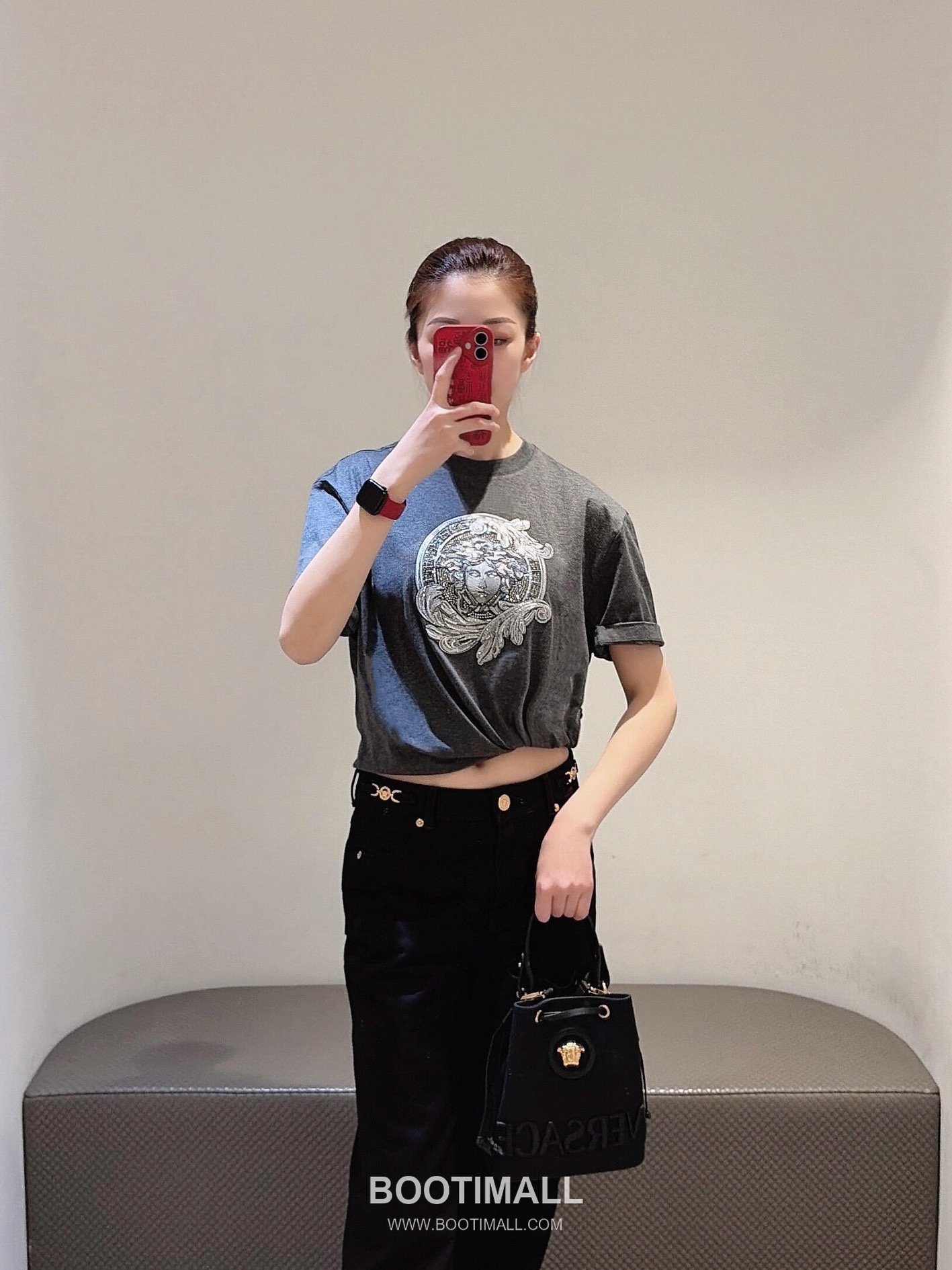 Versace 2026 S/S Cotton Medusa Crystal Embellished Embroidered T-Shirt 베르사체 2026SS 코튼 메두사 크리스탈 자수 티셔츠 12