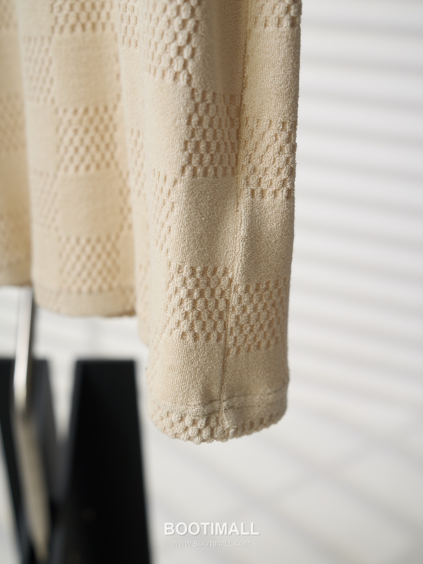 Louis Vuitton 2026 S/S Cotton Damier Jacquard Embroidered T-Shirt 루이비통 2026SS 코튼 다미에 자카드 자수 티셔츠 18