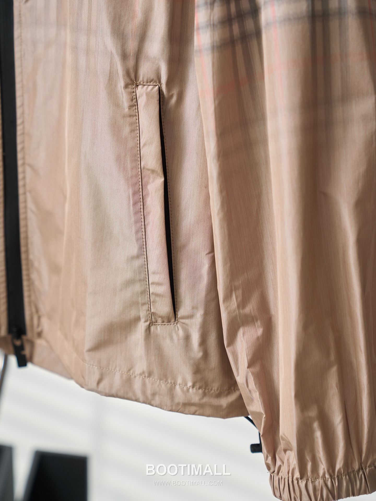 Burberry 2026 S/S Cotton Blend Gradient Check Zip Hoodie Jacket 버버리 2026SS 코튼 혼방 그라데이션 체크 집업 후드 재킷 12