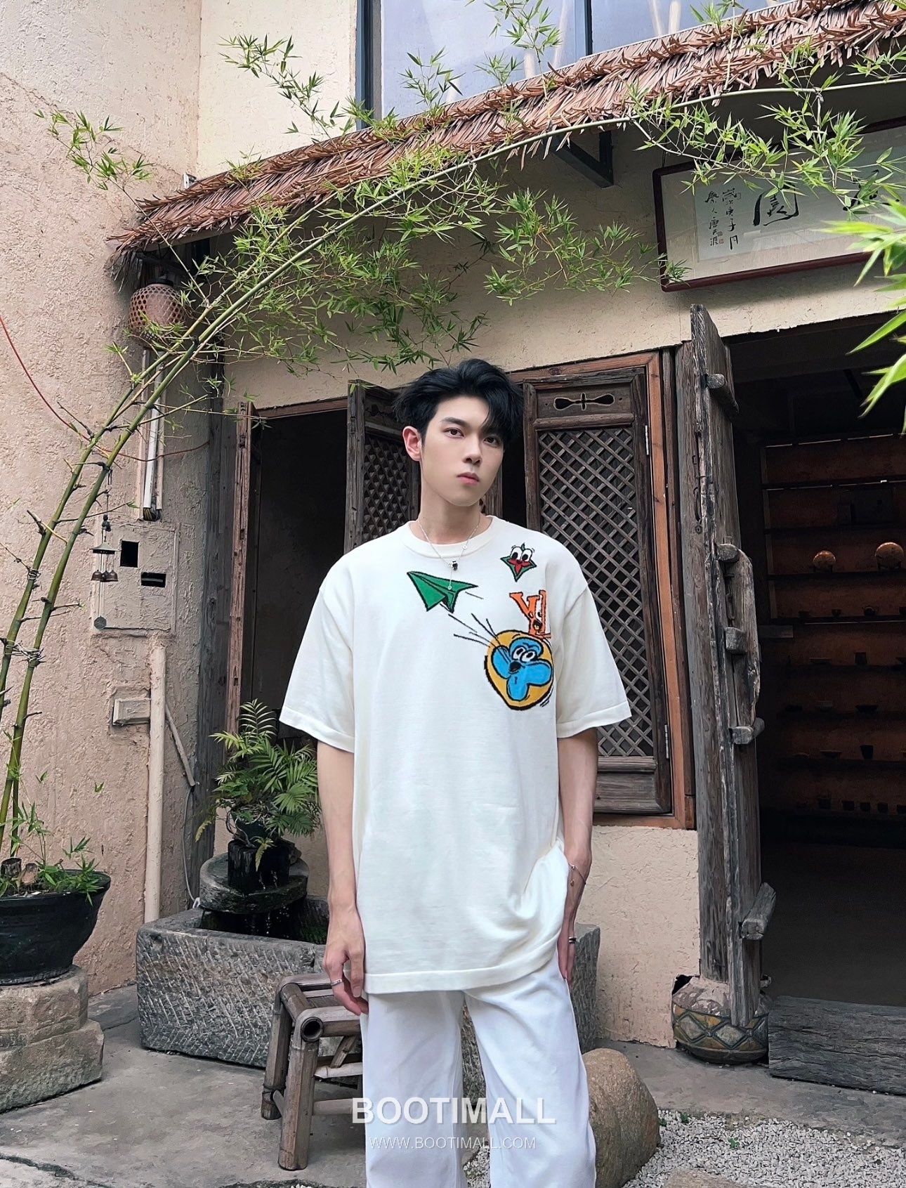 Louis Vuitton 2026 S/S Cotton Monogram Comics Intarsia Print T-Shirt 루이비통 2026SS 코튼 모노그램 코믹스 인타르시아 프린트 티셔츠 3