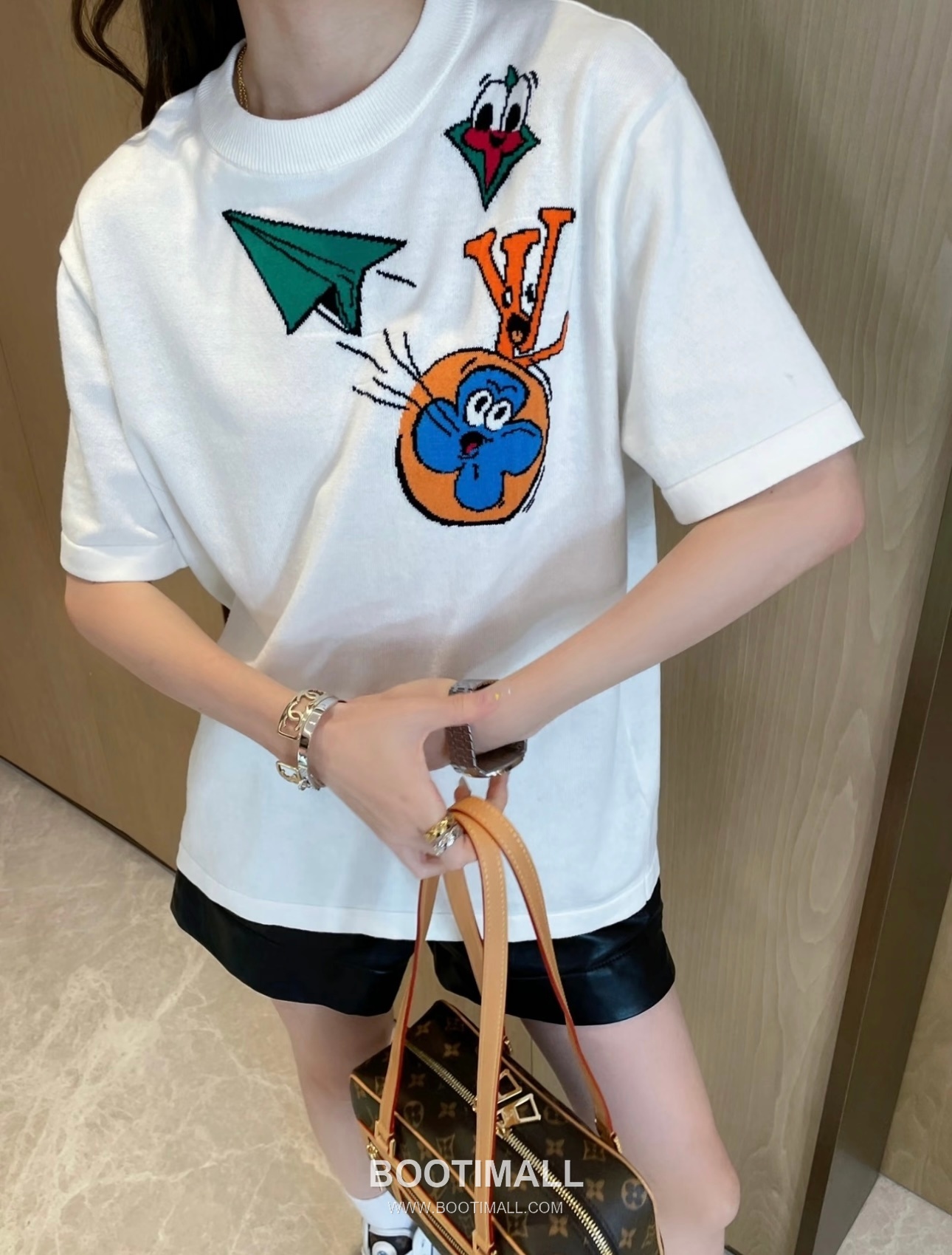 Louis Vuitton 2026 S/S Cotton Monogram Comics Intarsia Print T-Shirt 루이비통 2026SS 코튼 모노그램 코믹스 인타르시아 프린트 티셔츠 4