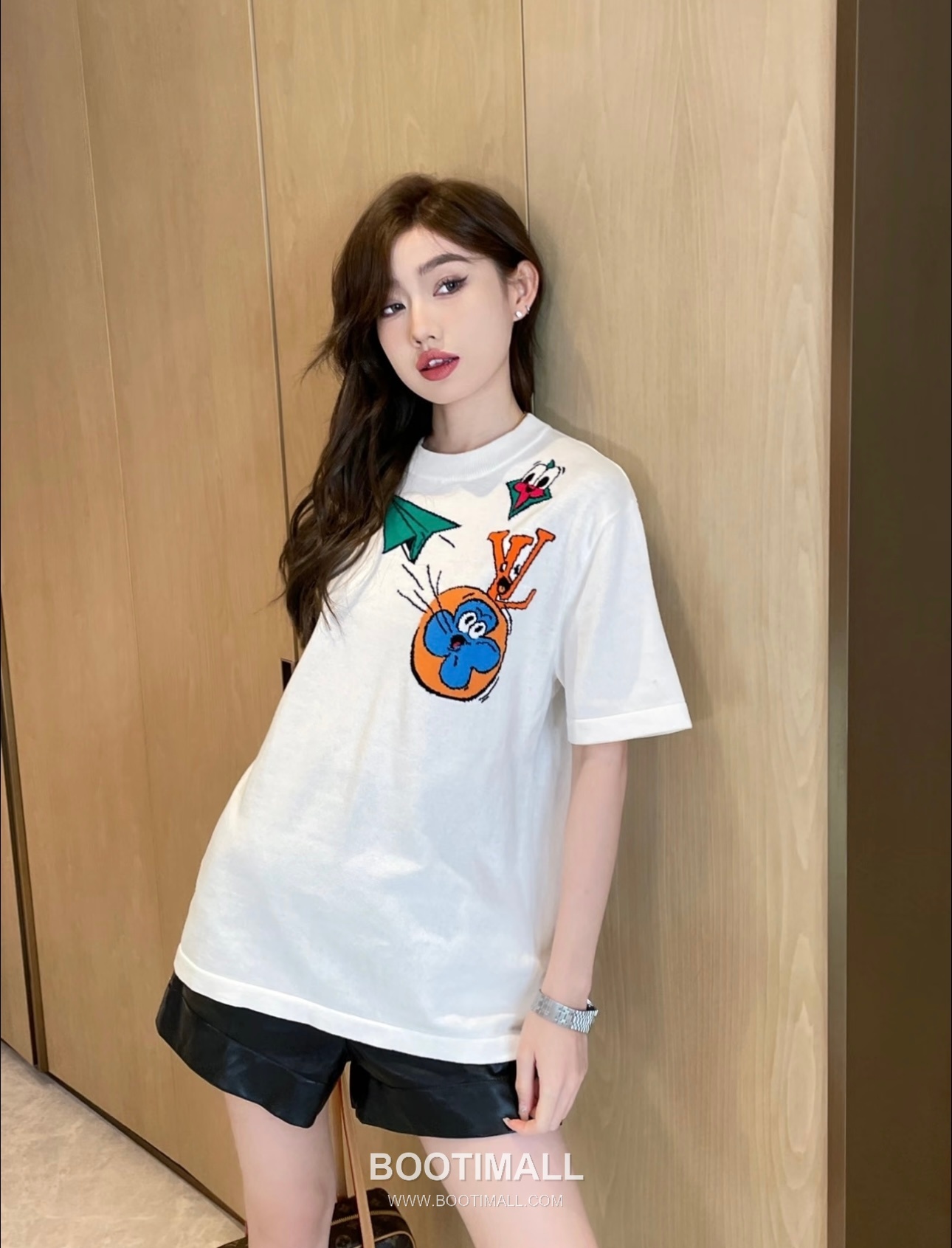 Louis Vuitton 2026 S/S Cotton Monogram Comics Intarsia Print T-Shirt 루이비통 2026SS 코튼 모노그램 코믹스 인타르시아 프린트 티셔츠 5
