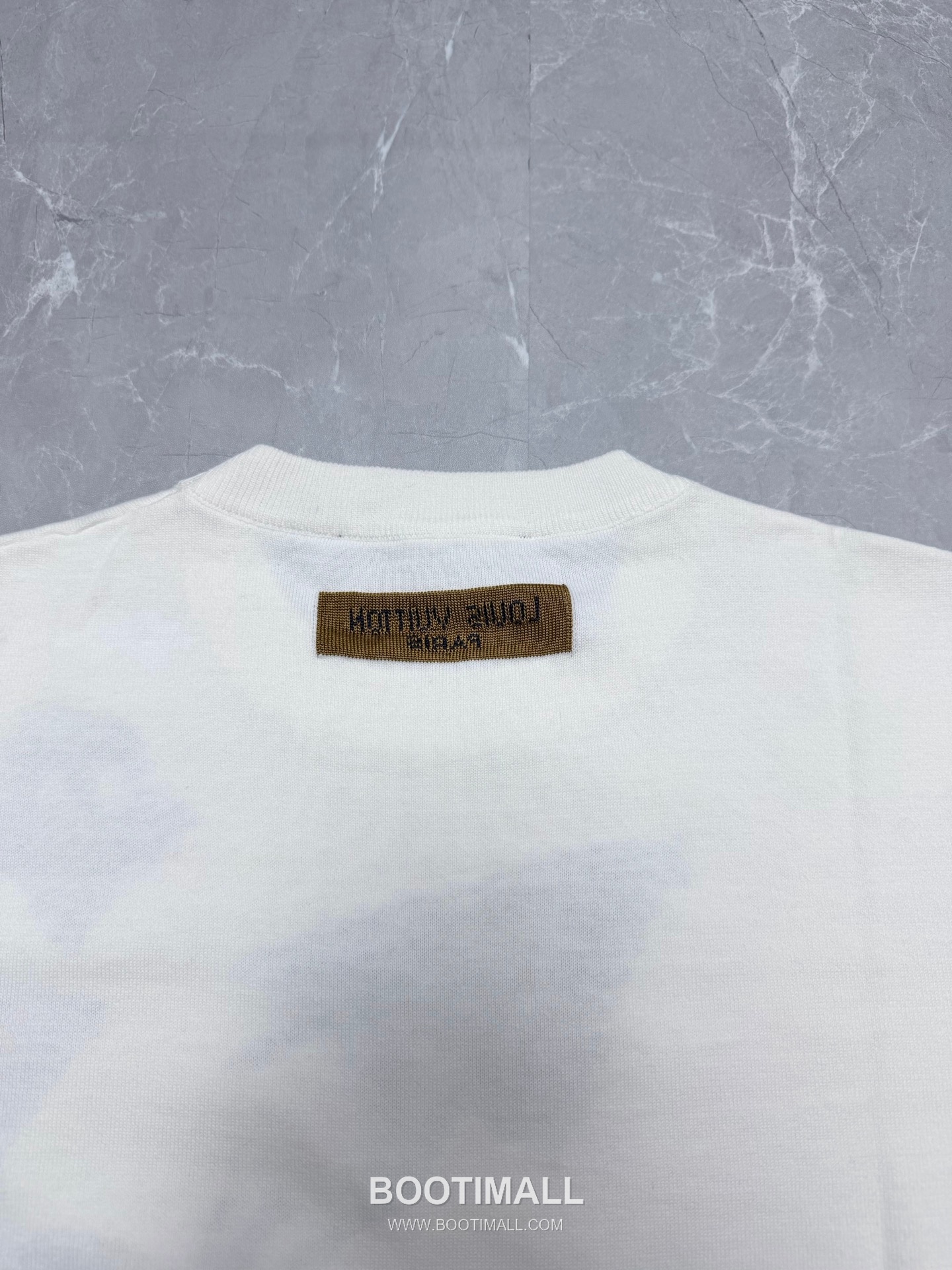 Louis Vuitton 2026 S/S Cotton Monogram Comics Intarsia Print T-Shirt 루이비통 2026SS 코튼 모노그램 코믹스 인타르시아 프린트 티셔츠 15