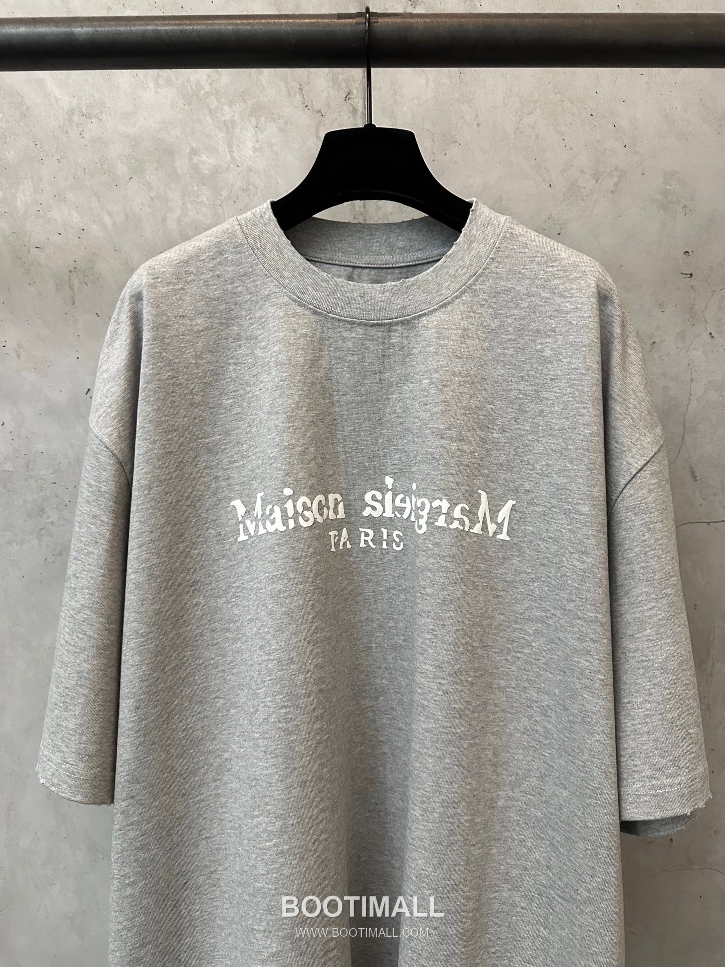MM6 Maison Margiela 2026 S/S Cotton Foam Print Logo T-Shirt MM6메종마르지엘라 2026SS 코튼 발포 프린트 로고 티셔츠 3