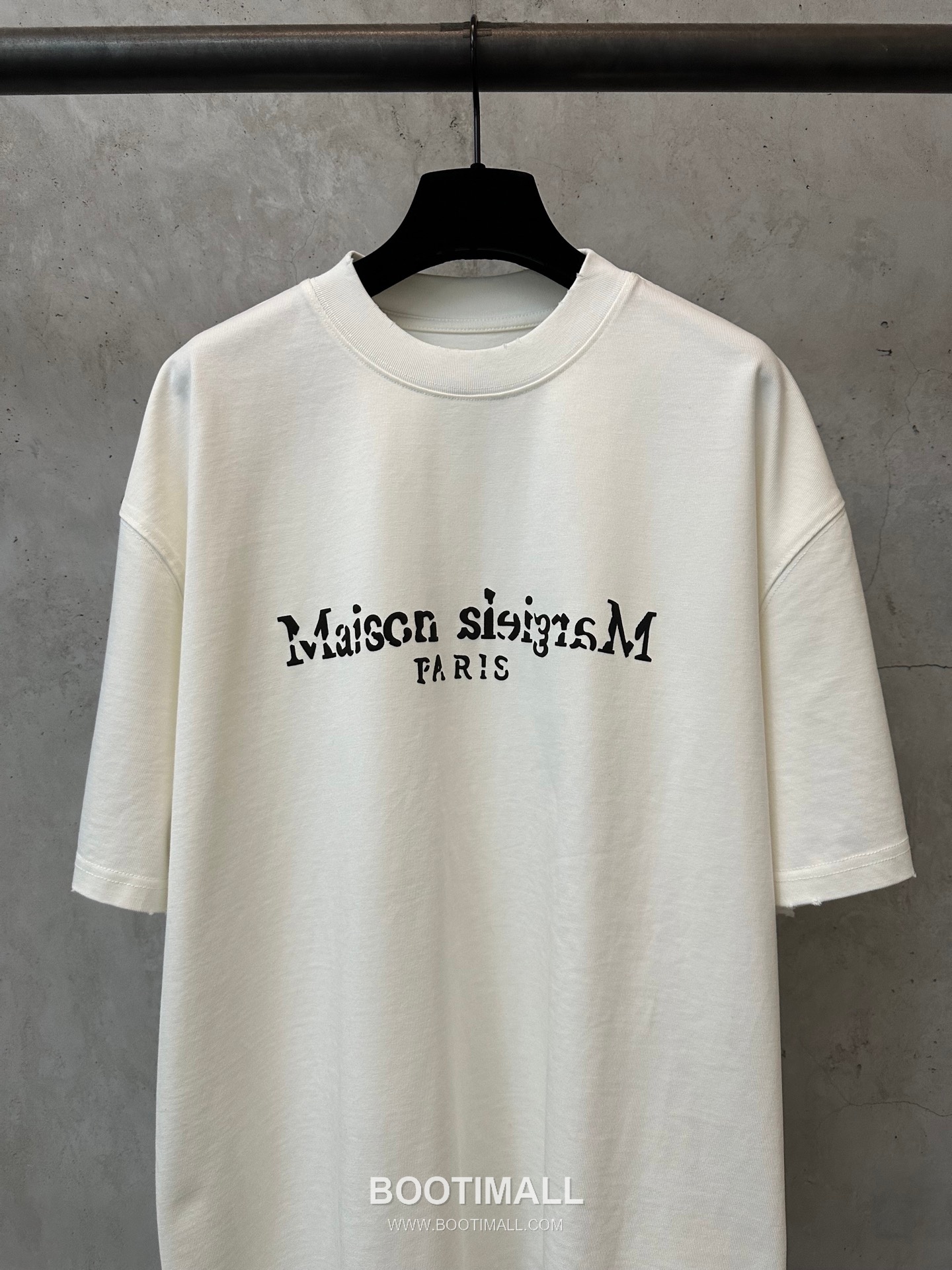 MM6 Maison Margiela 2026 S/S Cotton Foam Print Logo T-Shirt MM6메종마르지엘라 2026SS 코튼 발포 프린트 로고 티셔츠 3