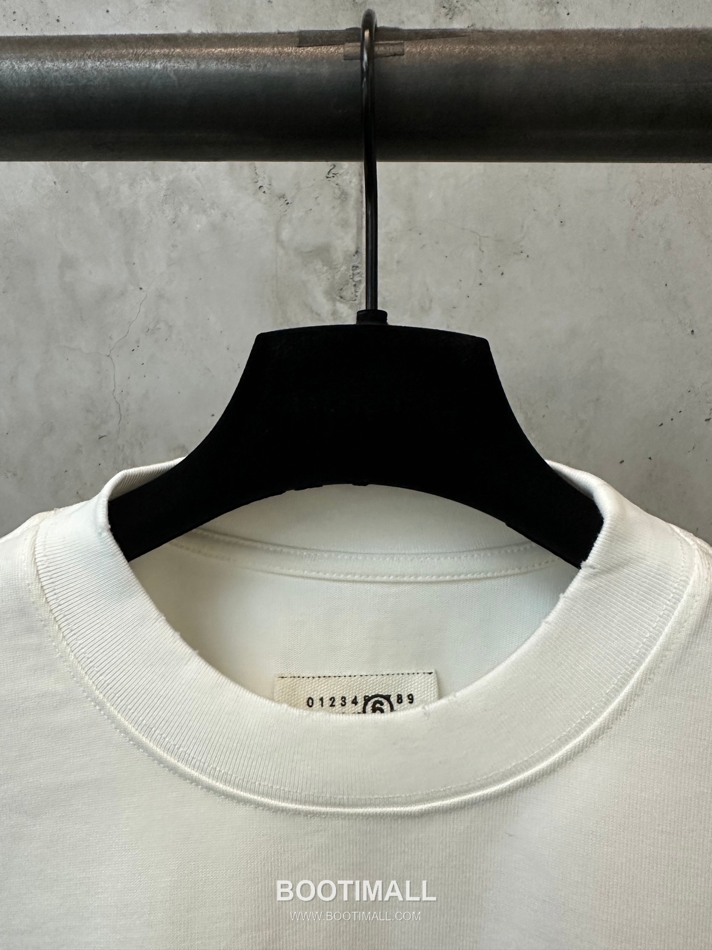 MM6 Maison Margiela 2026 S/S Cotton Foam Print Logo T-Shirt MM6메종마르지엘라 2026SS 코튼 발포 프린트 로고 티셔츠 7