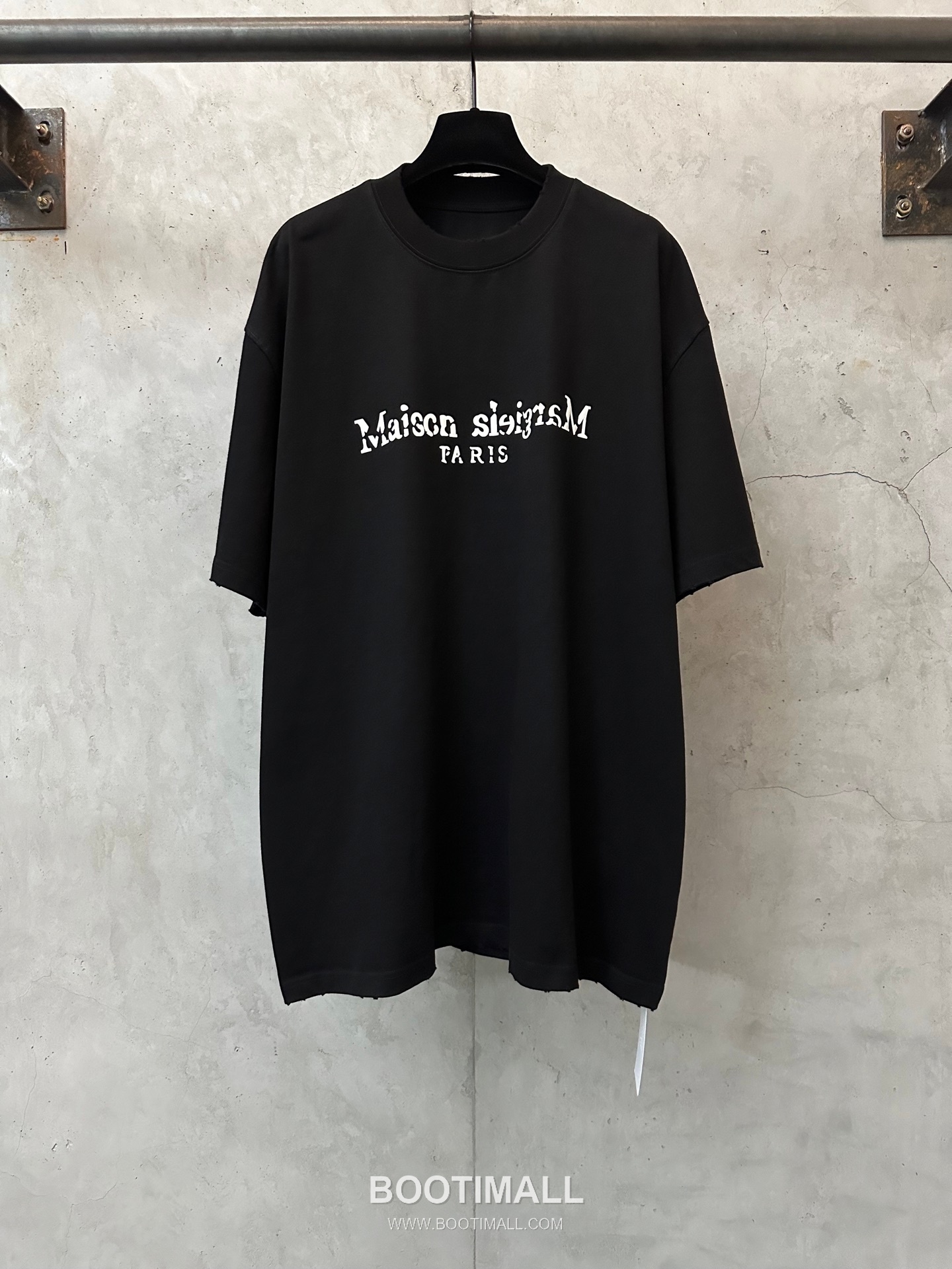 MM6 Maison Margiela 2026 S/S Cotton Foam Print Logo T-Shirt MM6메종마르지엘라 2026SS 코튼 발포 프린트 로고 티셔츠 1
